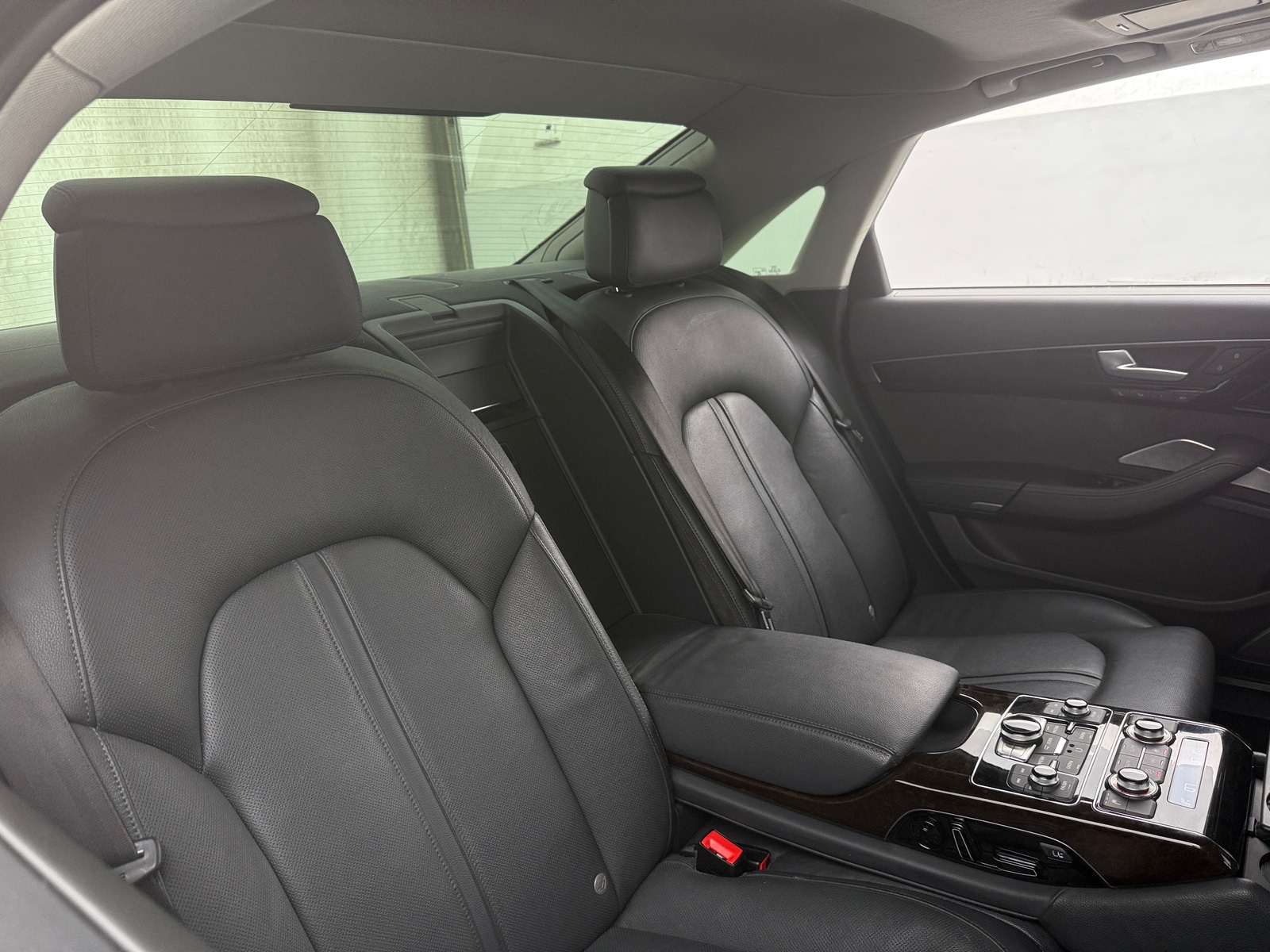 Thumbnail: 2011 Audi A8 - 5