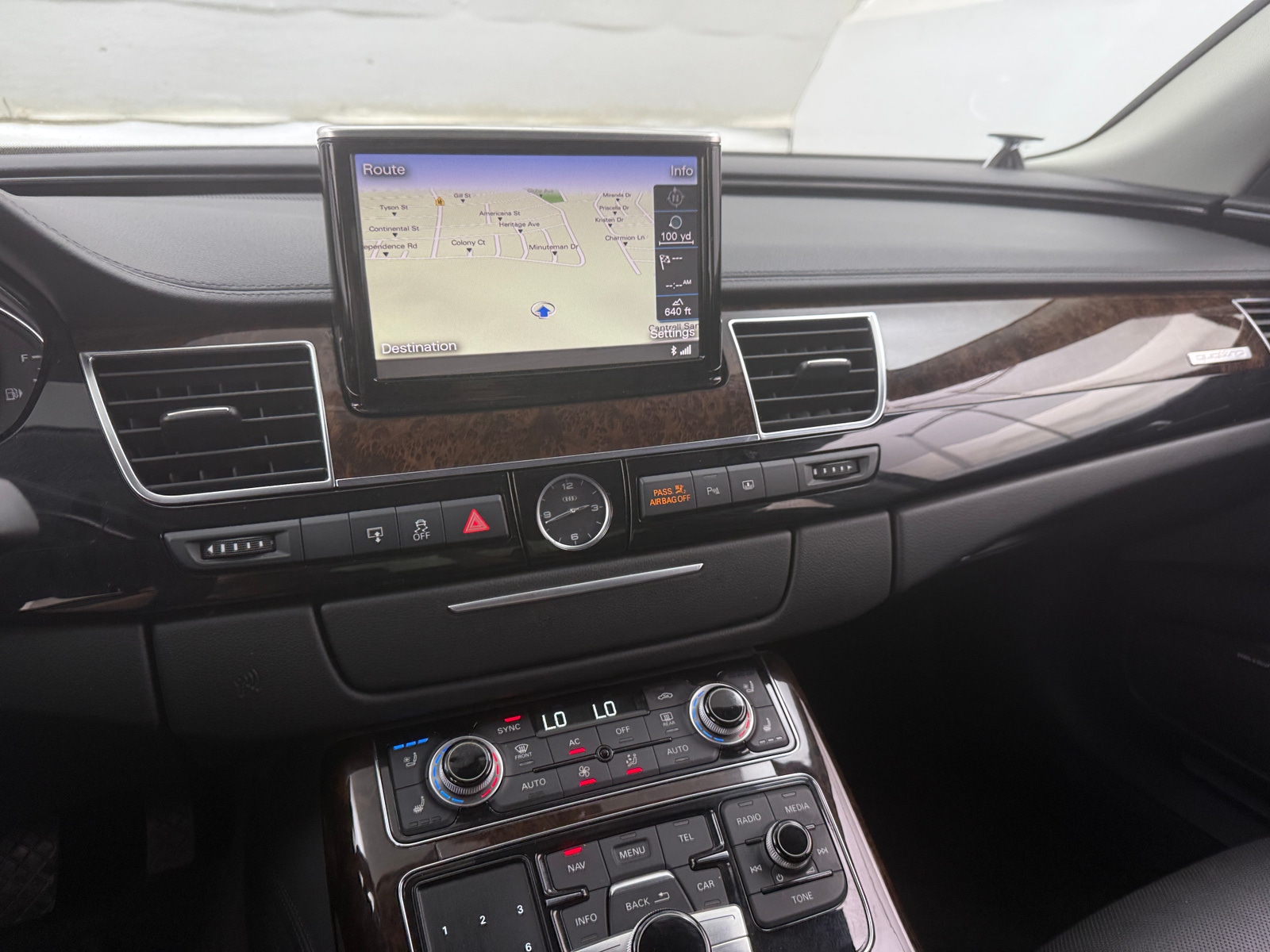 Thumbnail: 2011 Audi A8 - 3