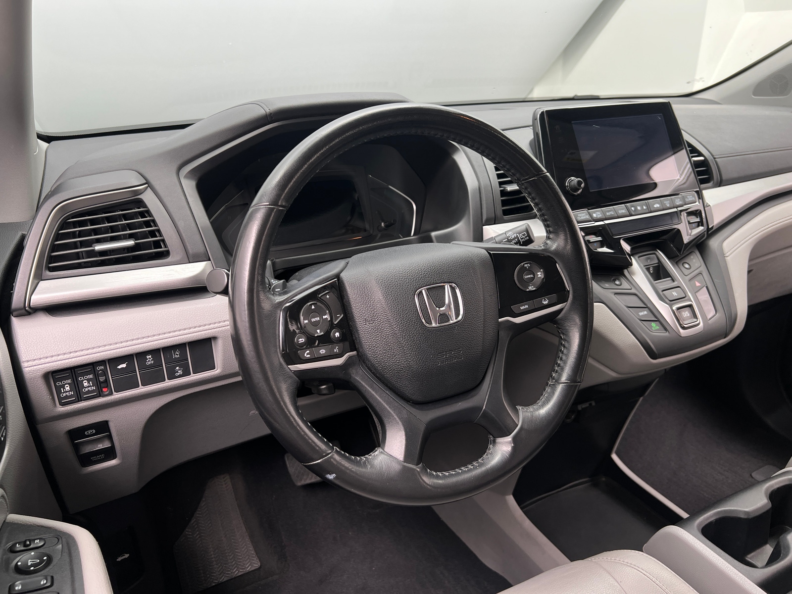 Thumbnail: 2018 Honda Odyssey - 4