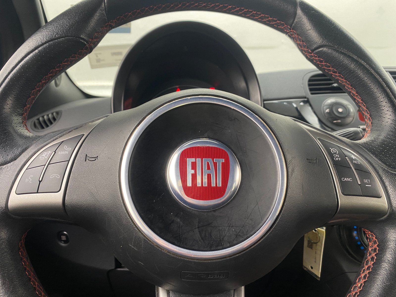 Thumbnail: 2015 Fiat 500 - 4