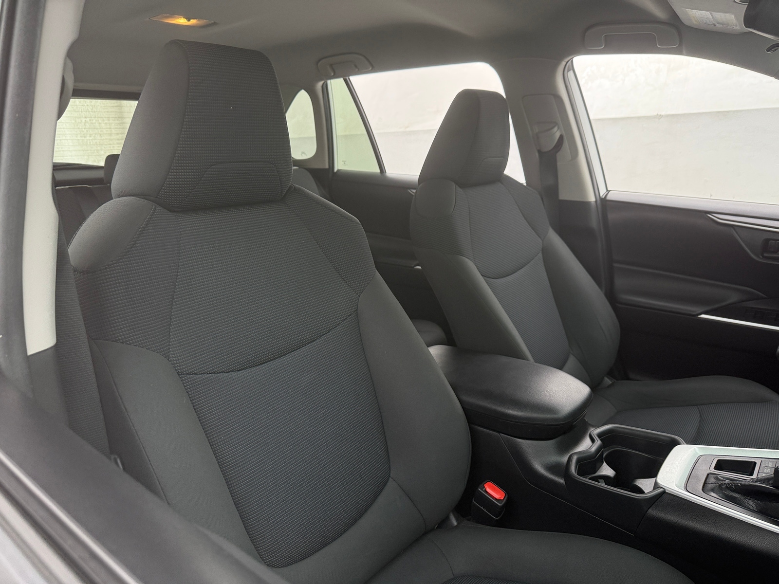 Thumbnail: 2020 Toyota RAV4 - 2