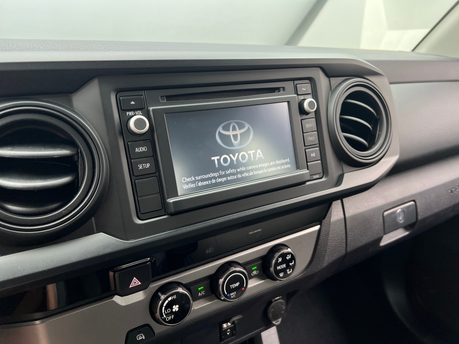 Thumbnail: 2018 Toyota Tacoma - 4