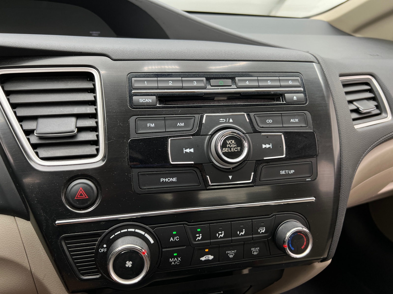 Thumbnail: 2013 Honda Civic - 4