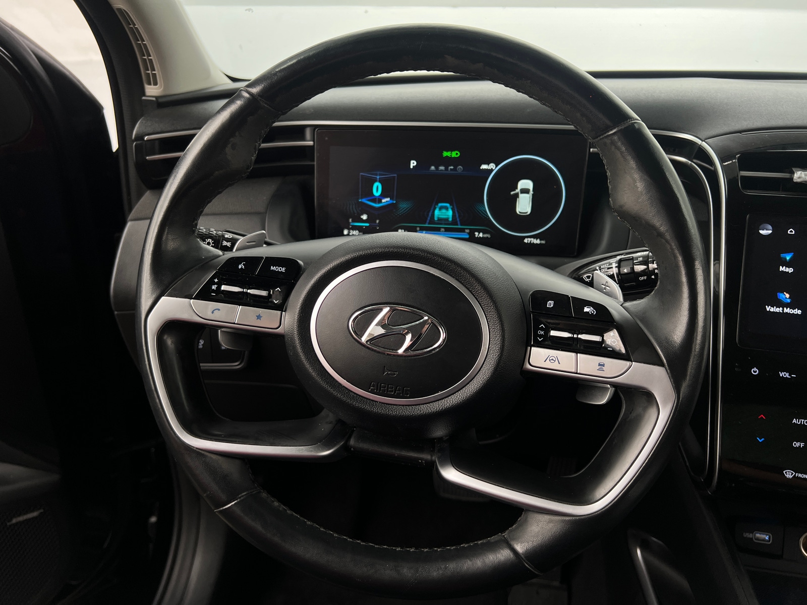 Thumbnail: 2022 Hyundai Tucson - 4