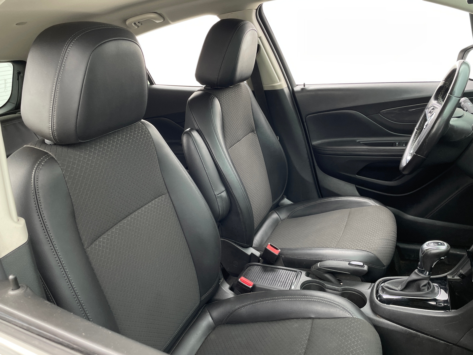 Thumbnail: 2019 Buick Encore - 2