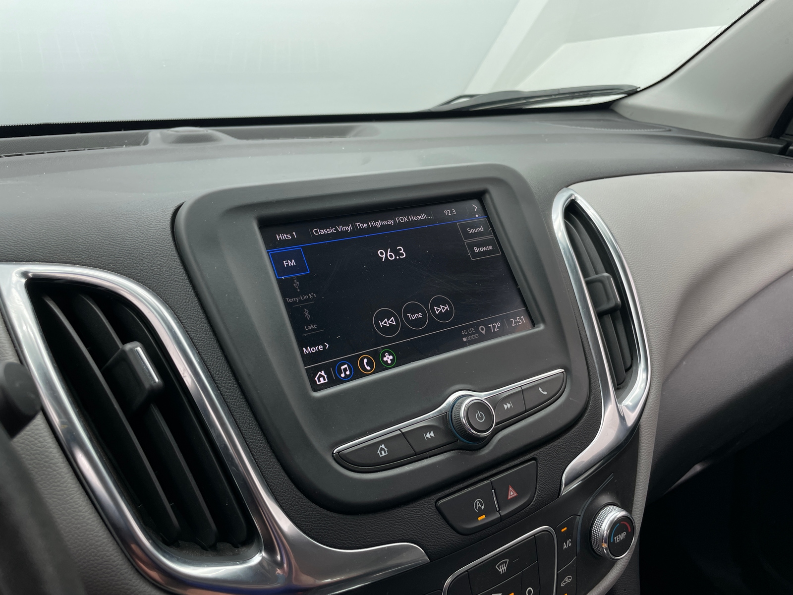 Thumbnail: 2024 Chevrolet Equinox - 4