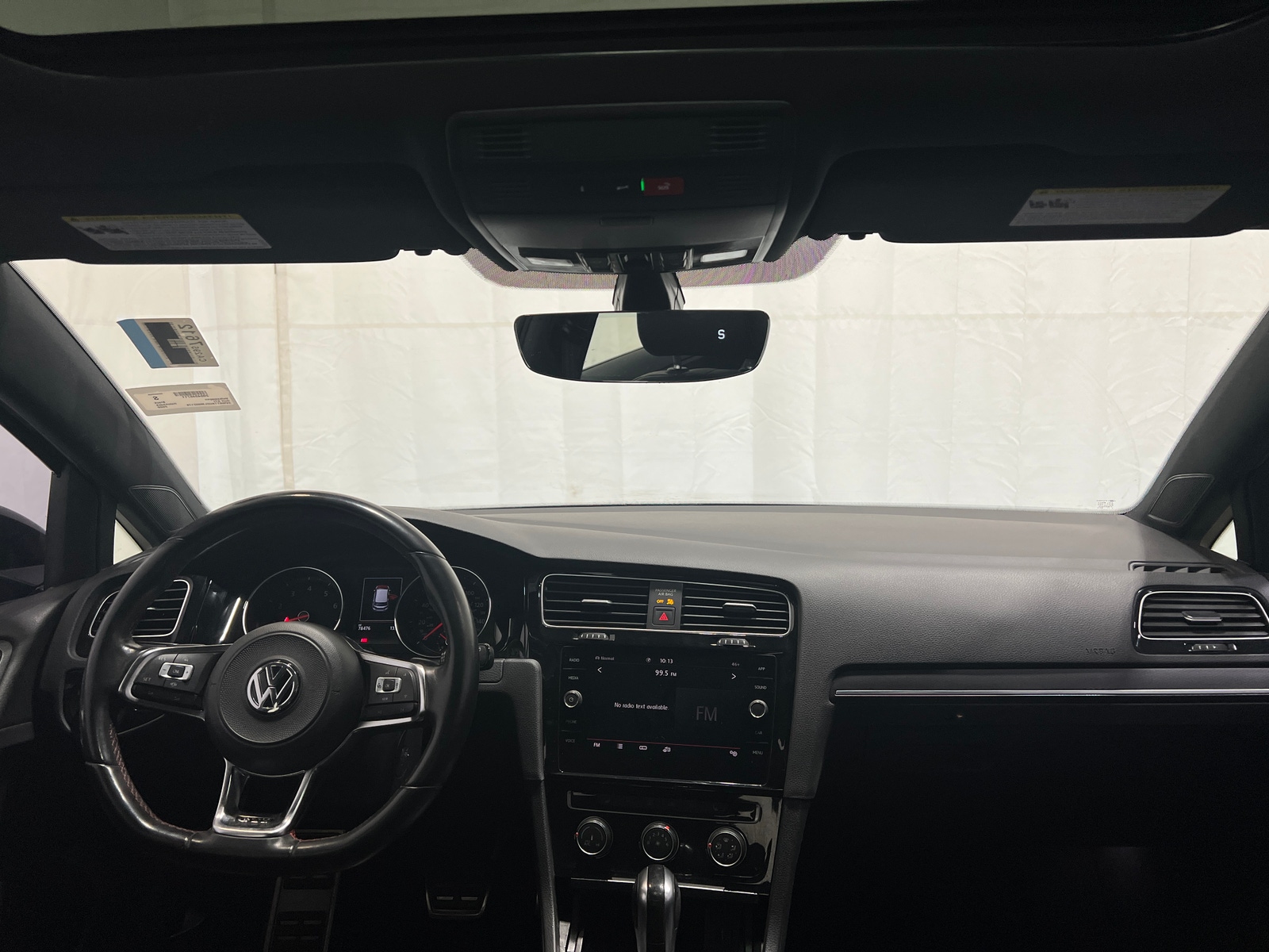 Thumbnail: 2020 Volkswagen Golf - 2