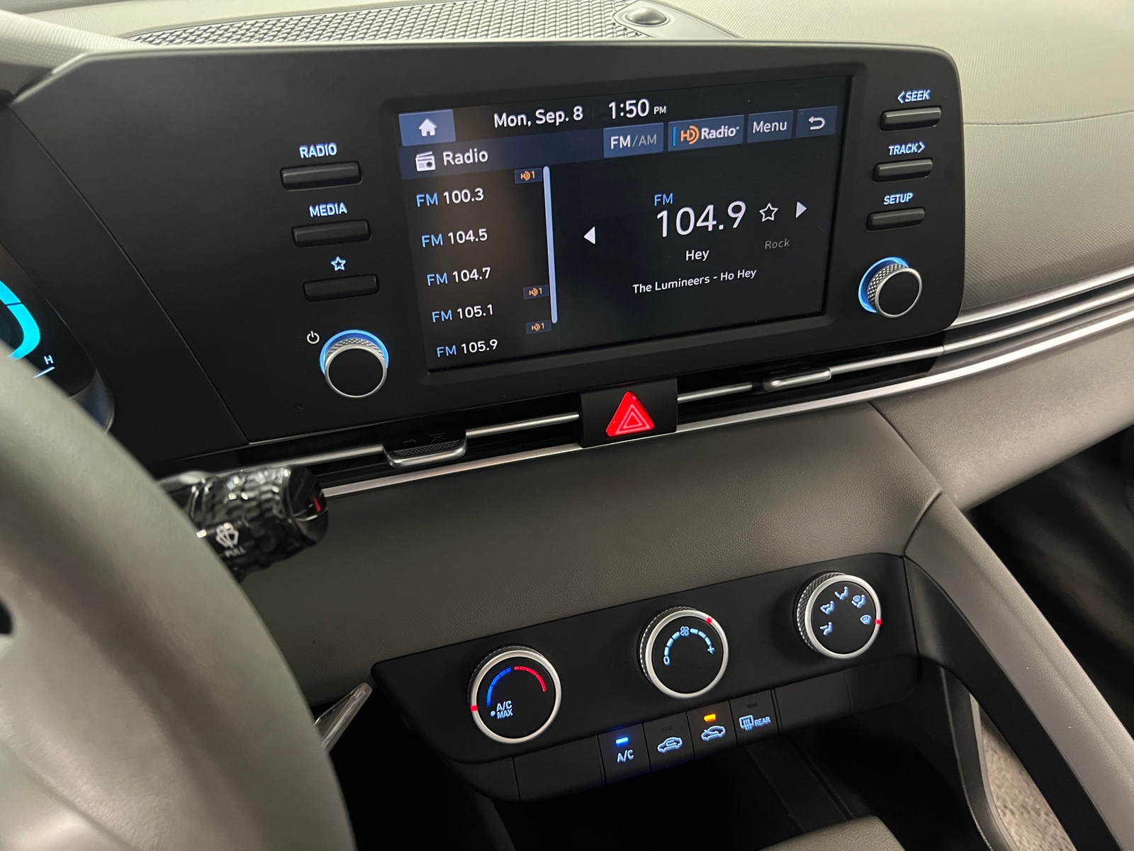 Thumbnail: 2024 Hyundai Elantra - 4