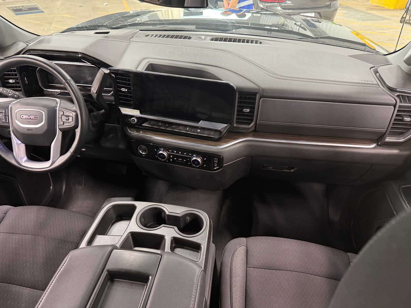 Thumbnail: 2023 GMC Sierra 1500 - 3
