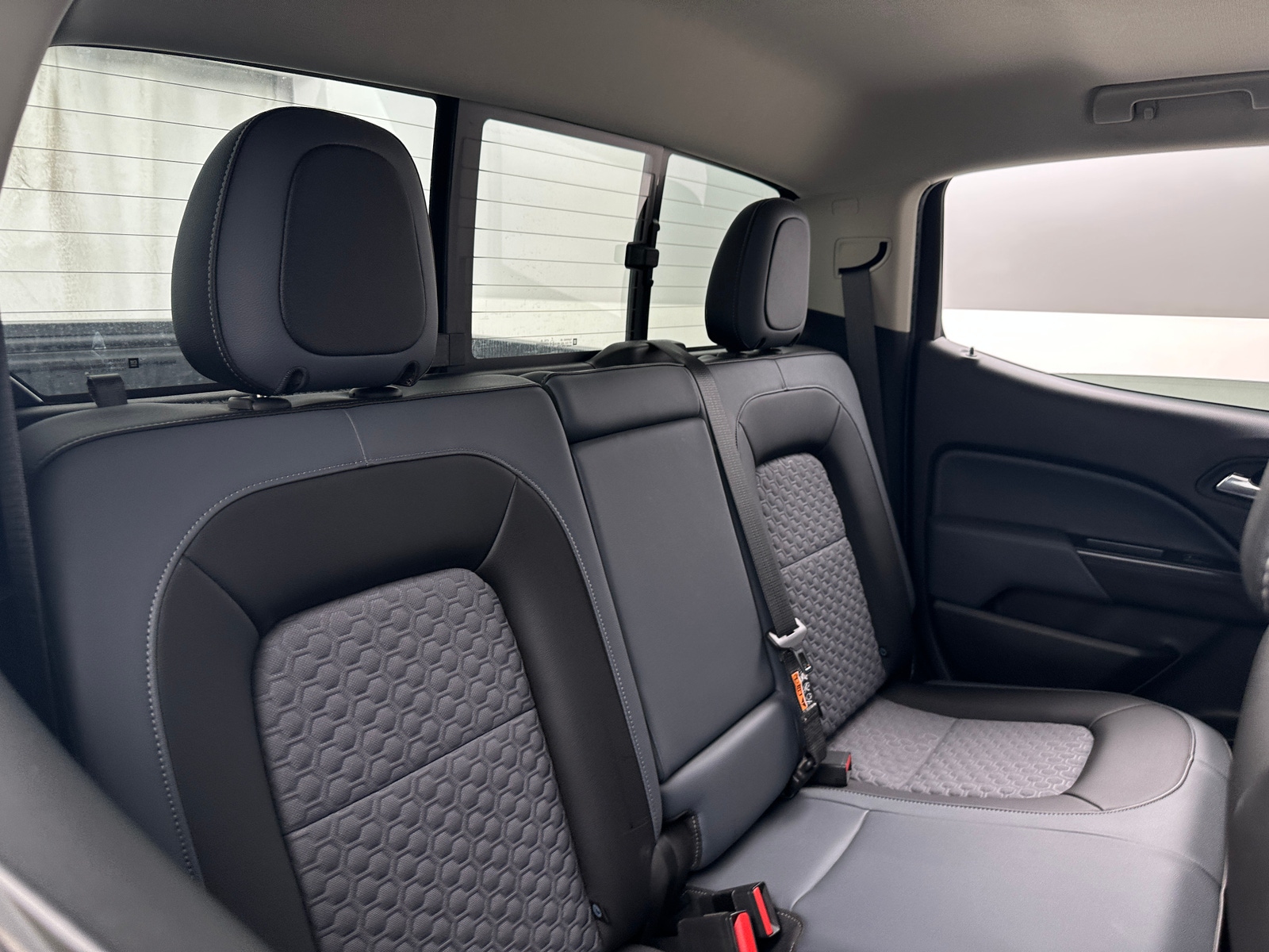 Thumbnail: 2021 Chevrolet Colorado - 6
