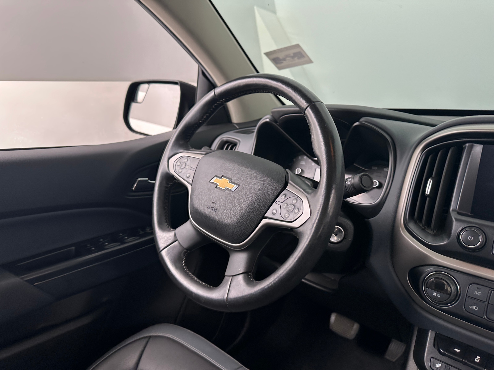 Thumbnail: 2021 Chevrolet Colorado - 5