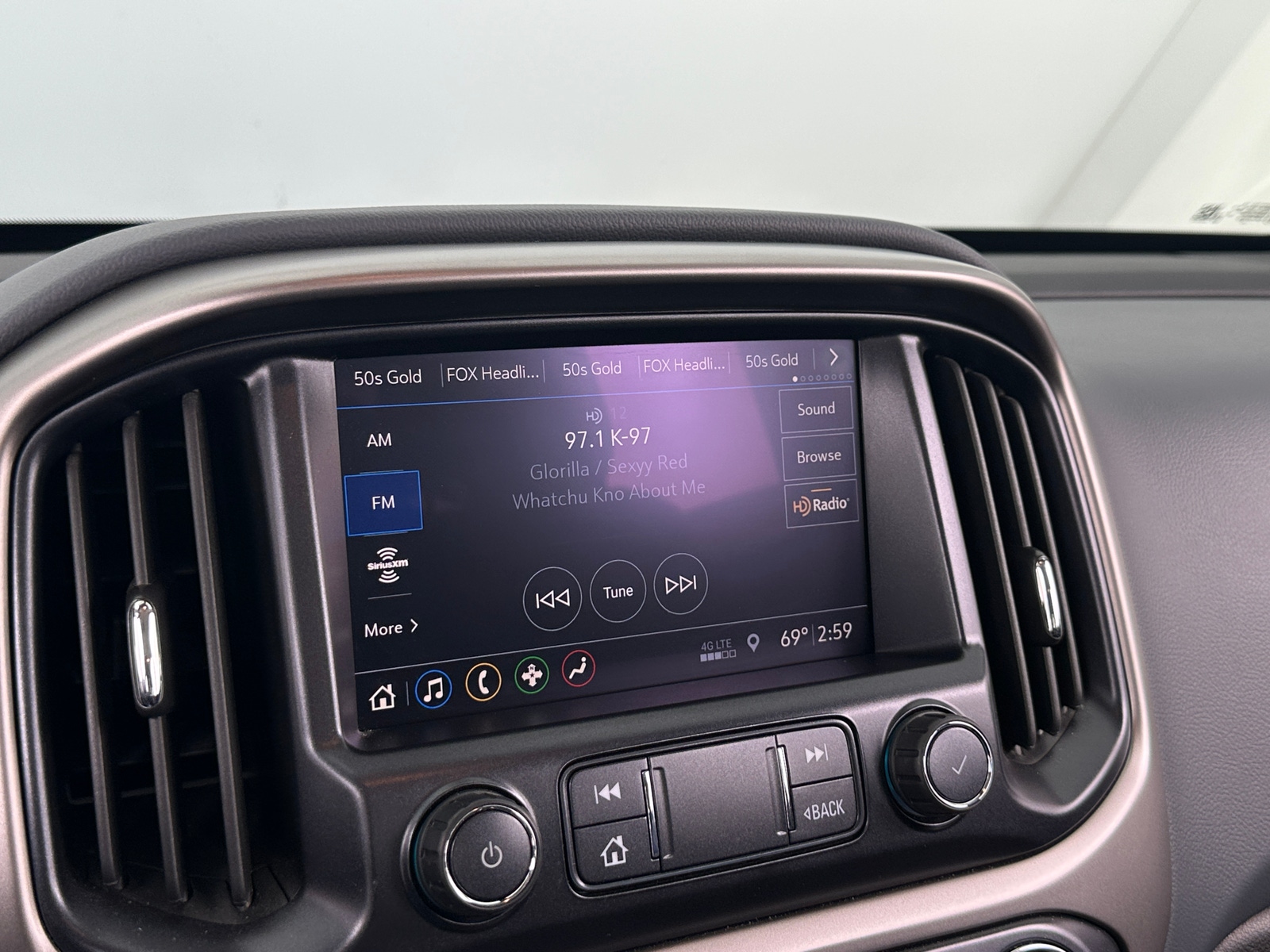 Thumbnail: 2021 Chevrolet Colorado - 4