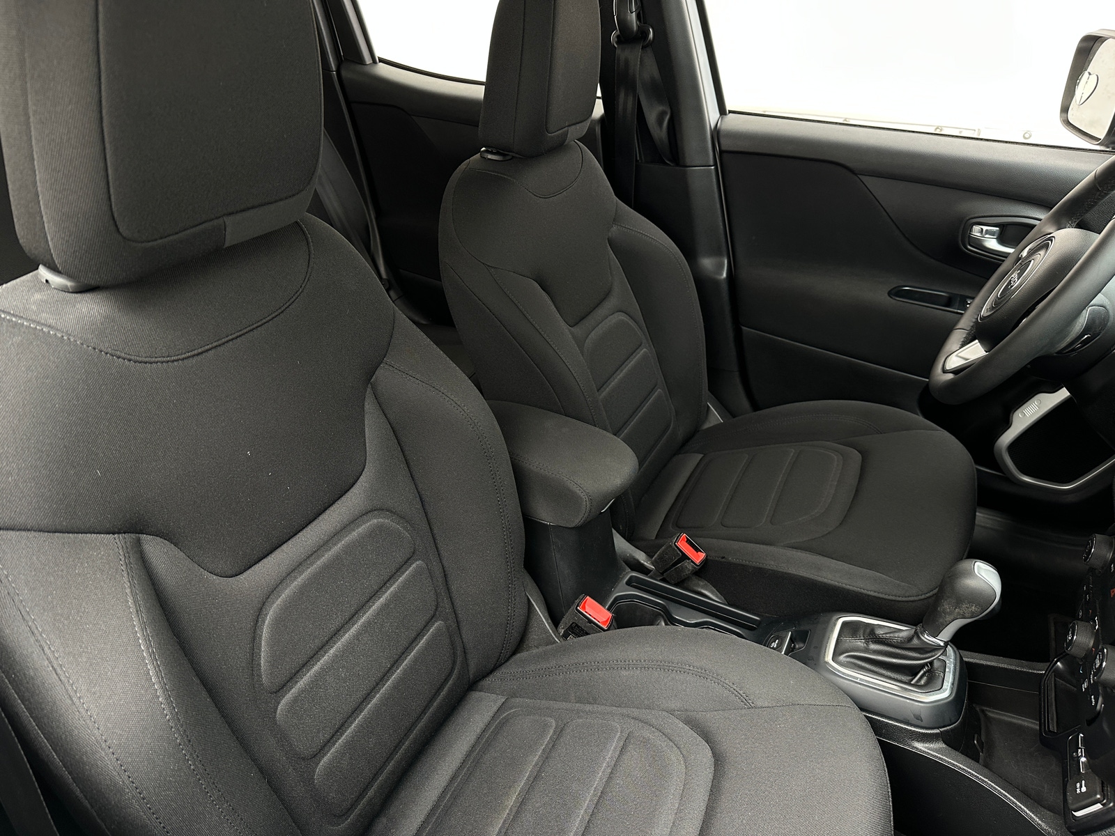 Thumbnail: 2018 Jeep Renegade - 2