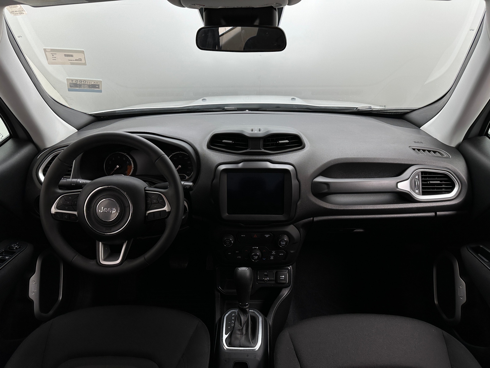 Thumbnail: 2018 Jeep Renegade - 3