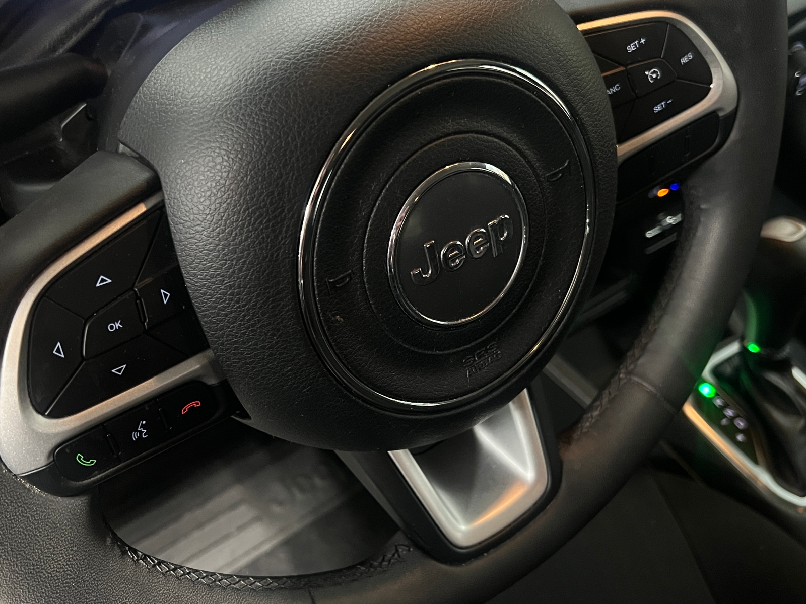 Thumbnail: 2018 Jeep Renegade - 5