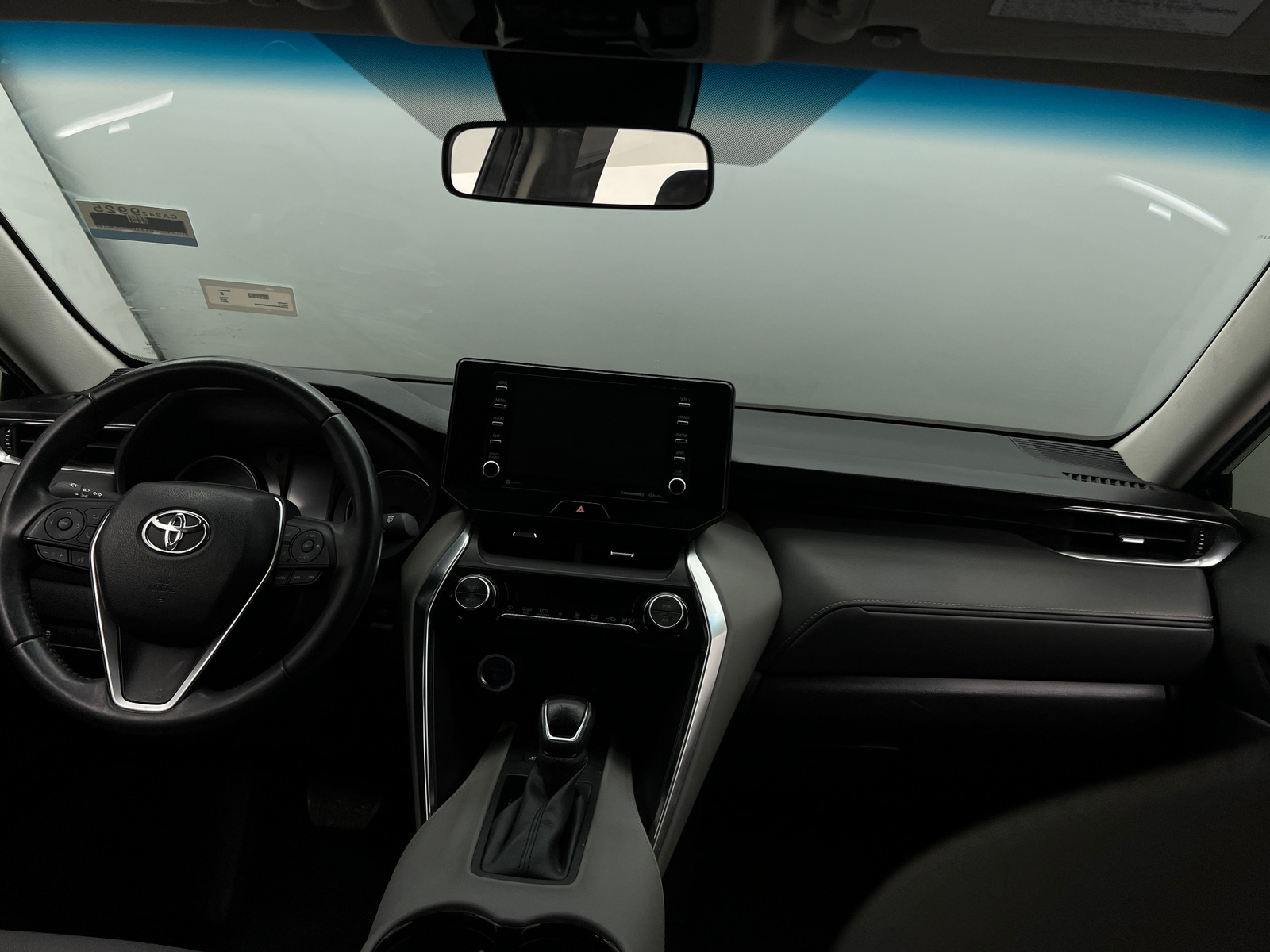Thumbnail: 2021 Toyota Venza - 3