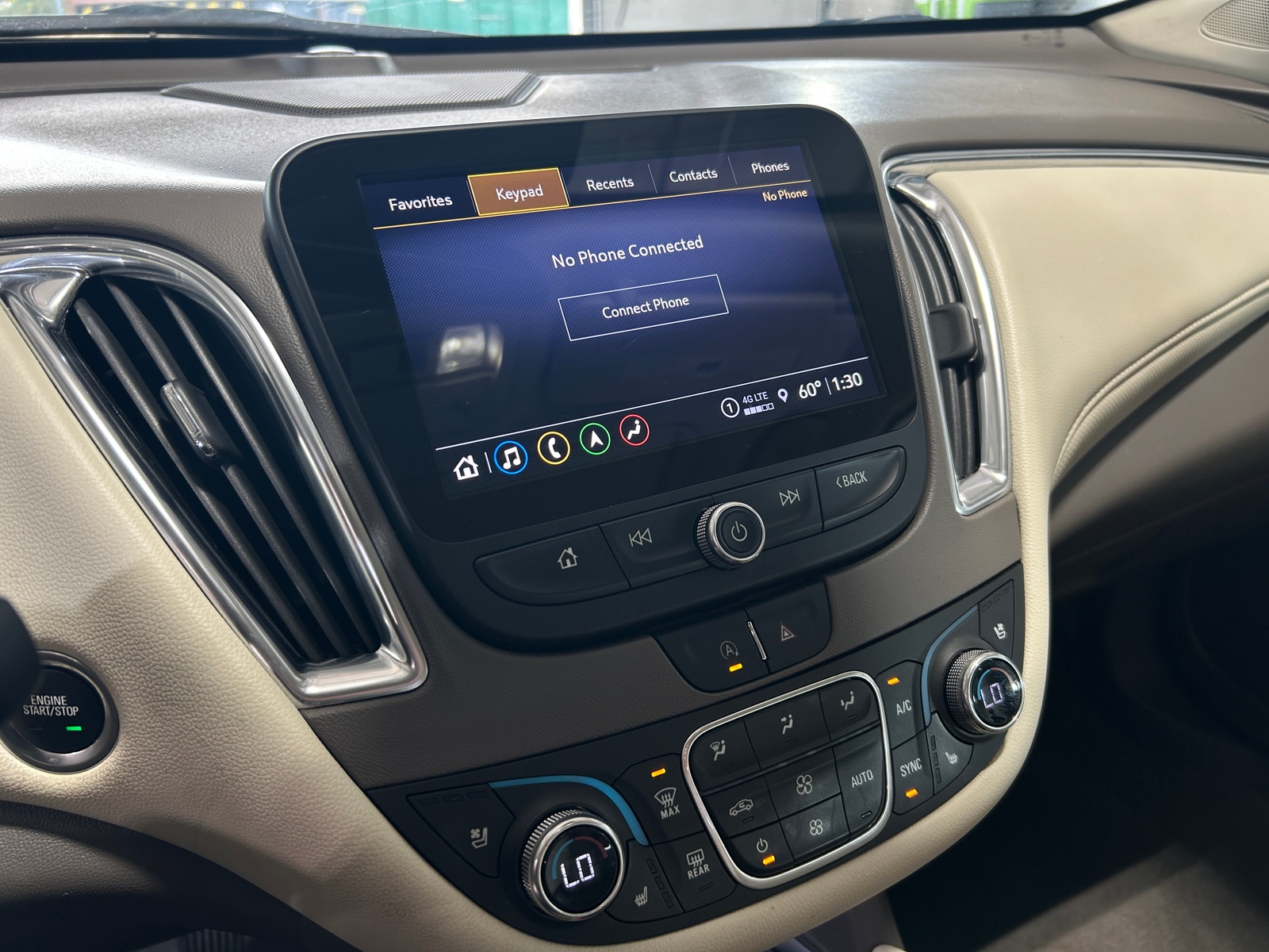 Thumbnail: 2024 Chevrolet Malibu - 3