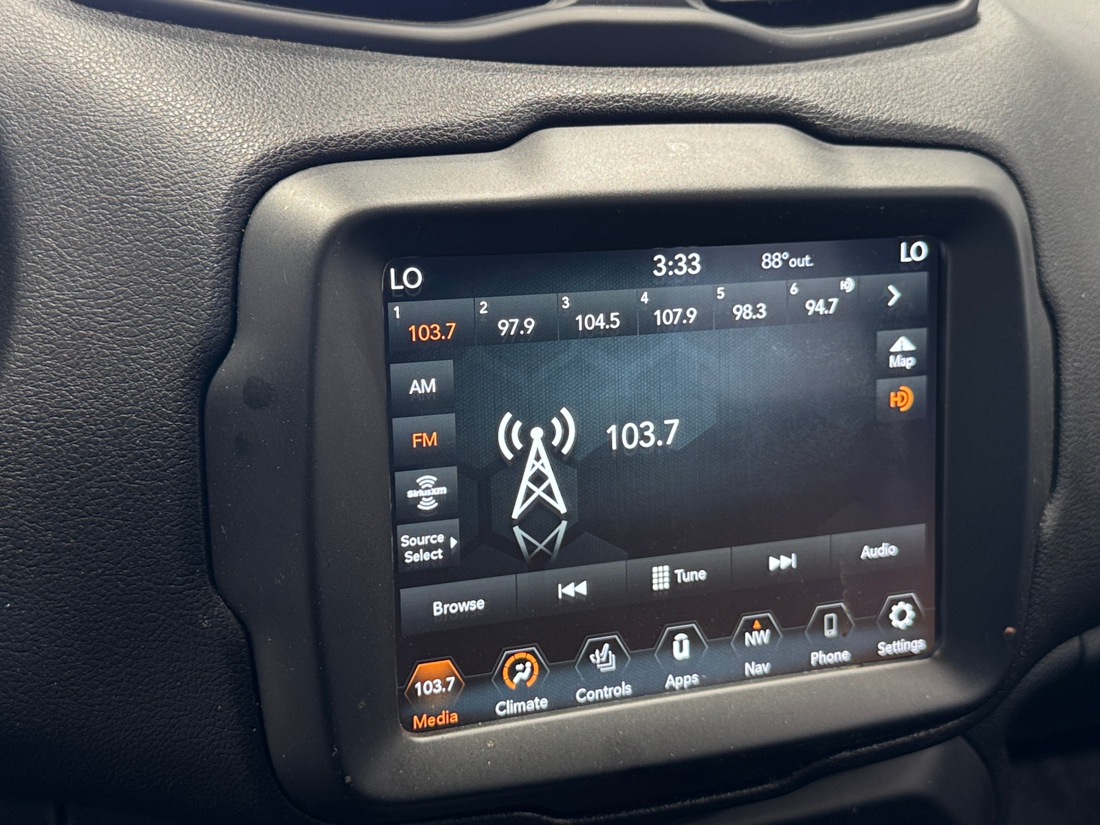 Thumbnail: 2020 Jeep Renegade - 4