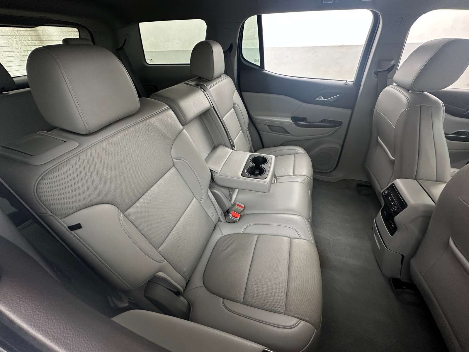 Thumbnail: 2023 GMC Acadia - 5