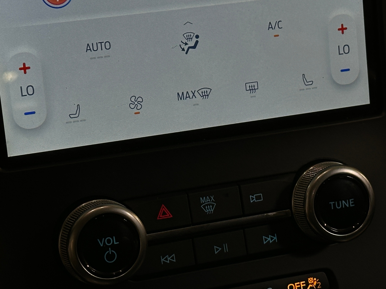 Thumbnail: 2024 Ford Edge - 3