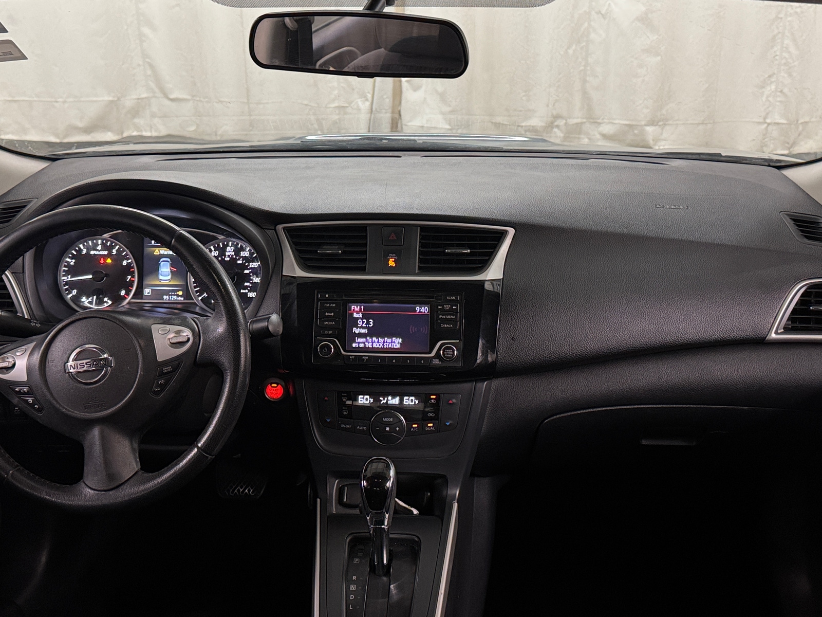 Thumbnail: 2018 Nissan Sentra - 3
