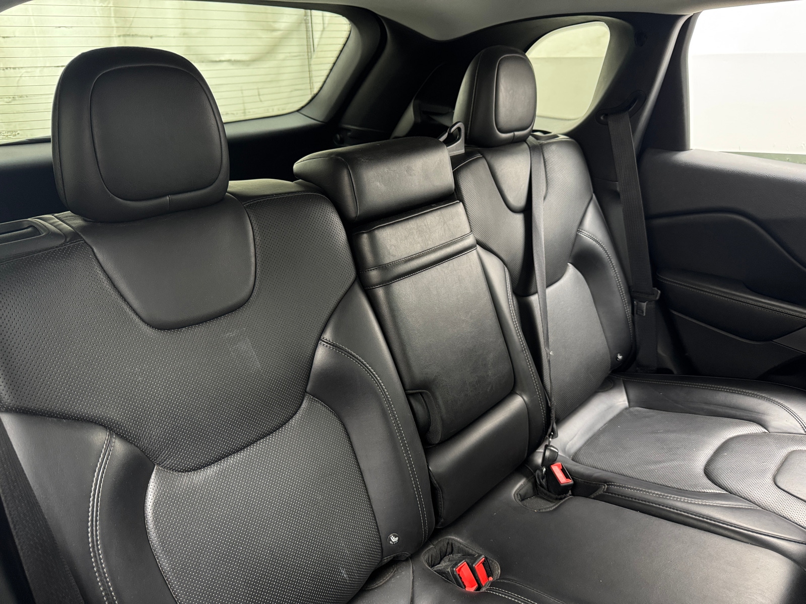 Thumbnail: 2019 Jeep Cherokee - 5