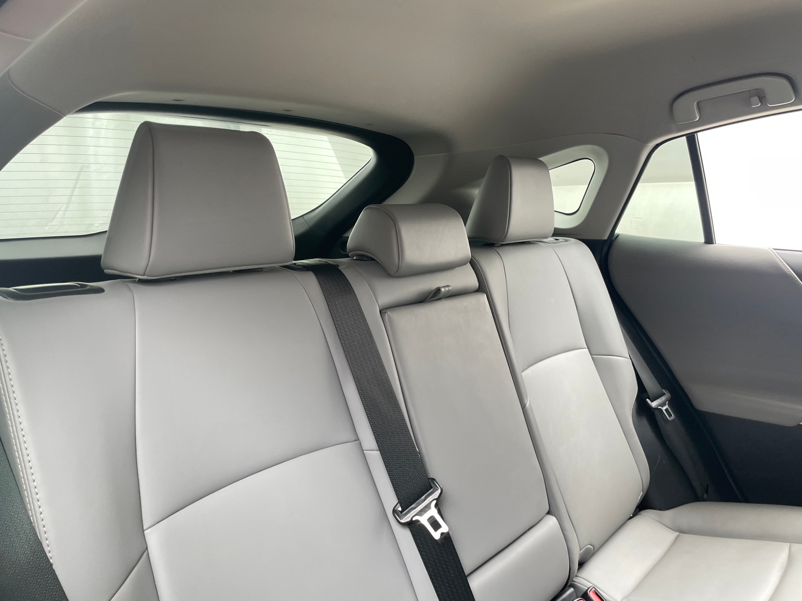 Thumbnail: 2022 Toyota Venza - 6