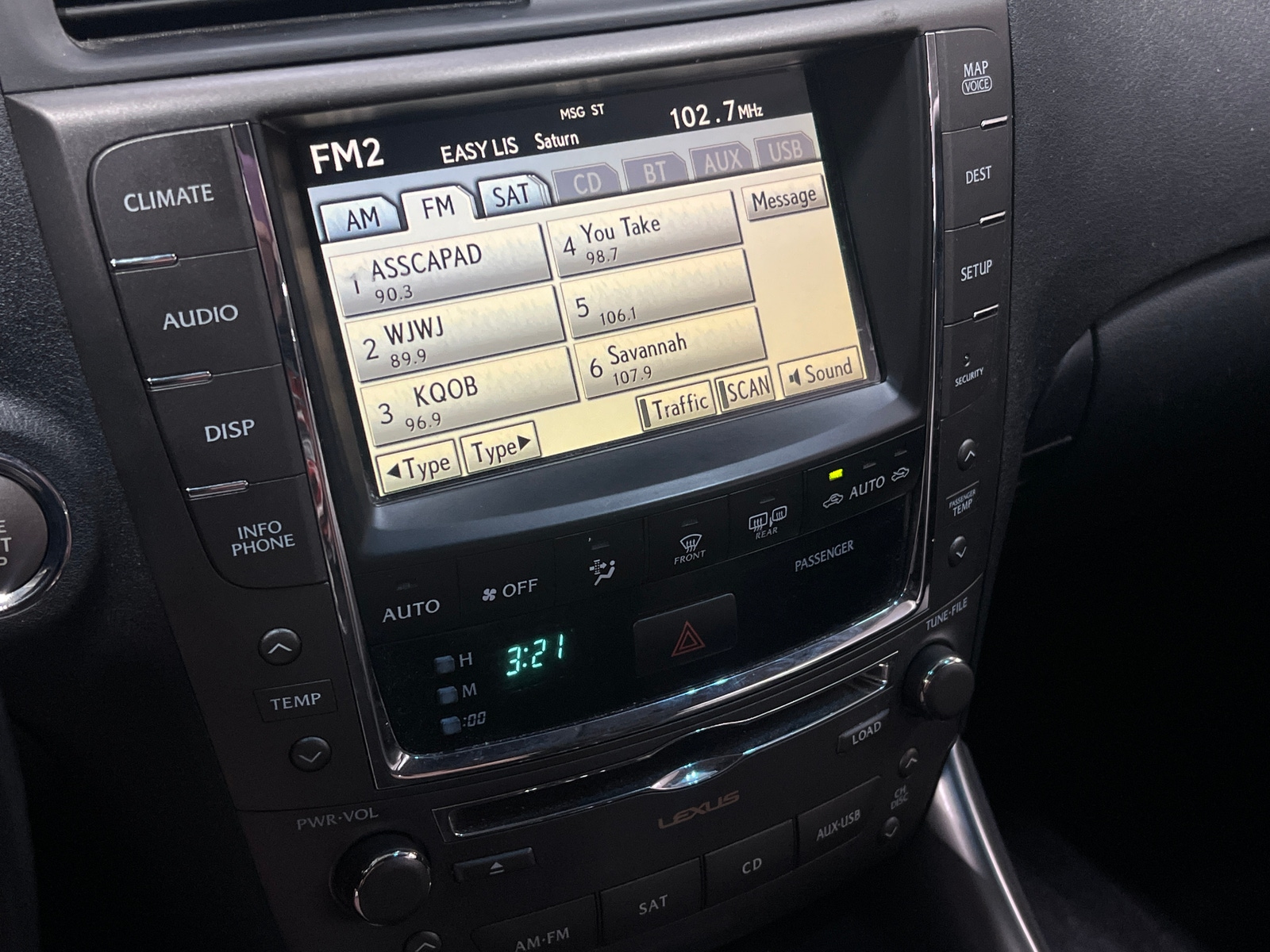 Thumbnail: 2010 Lexus IS - 3