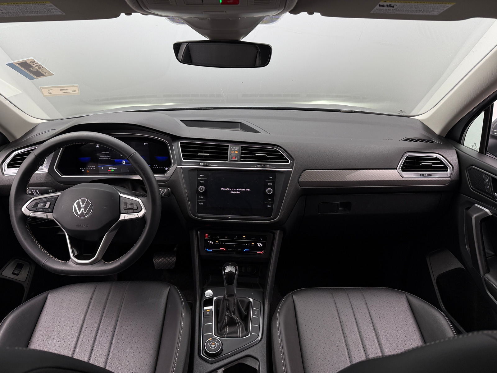 Thumbnail: 2024 Volkswagen Tiguan - 2