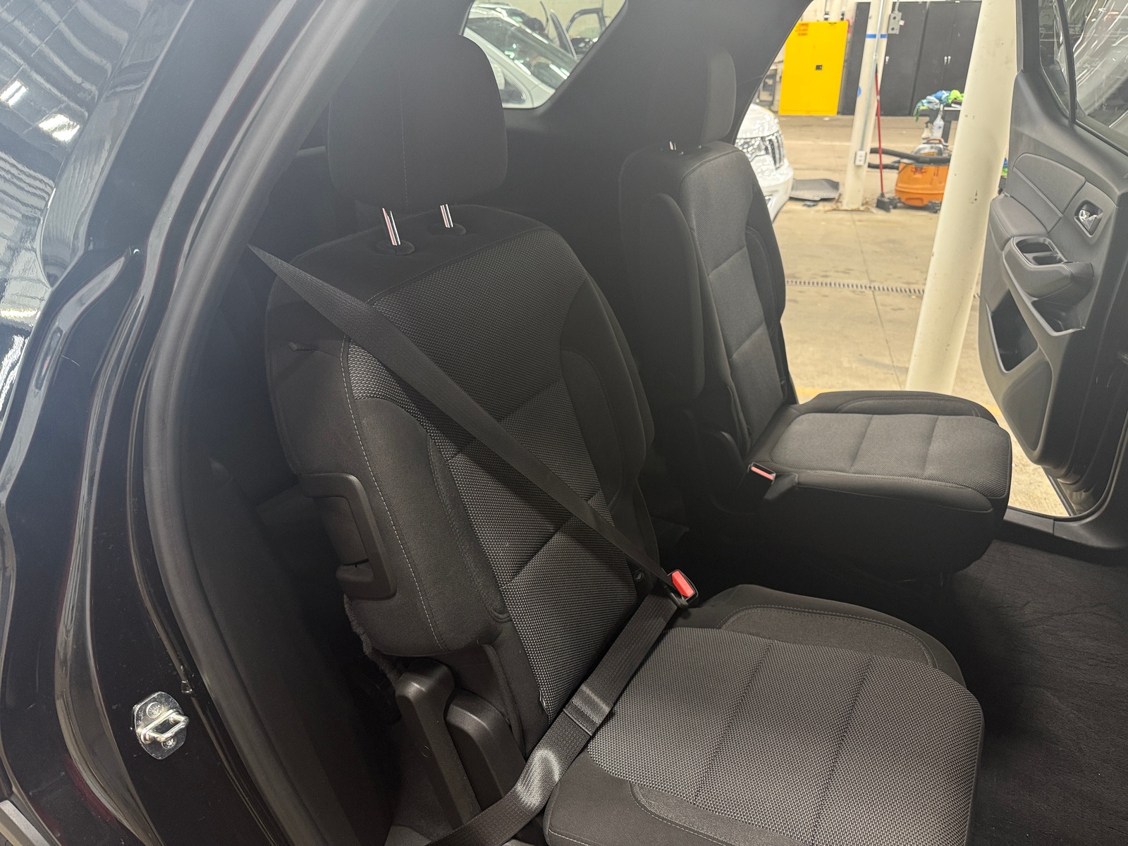 Thumbnail: 2022 Chevrolet Traverse - 6