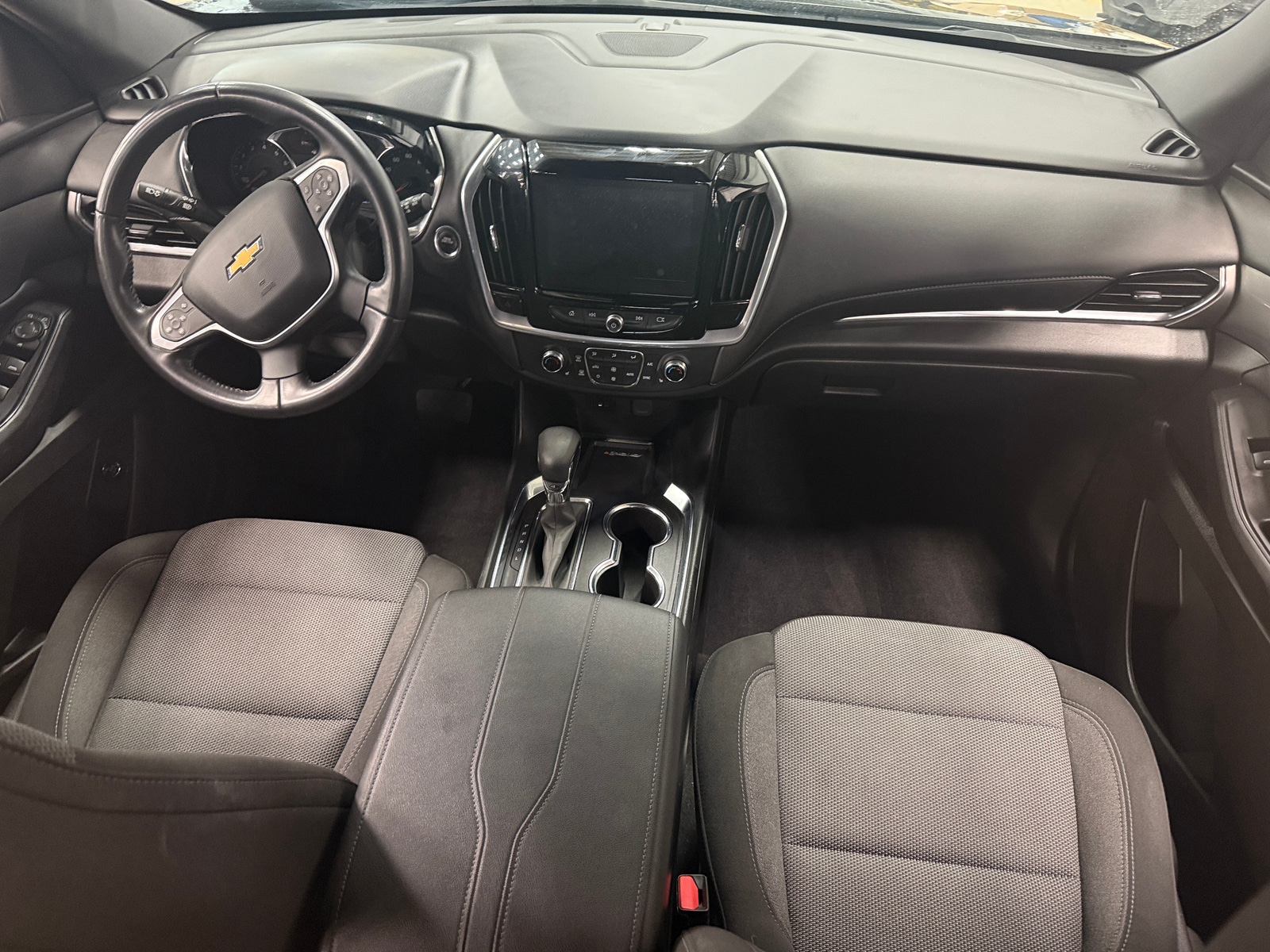 Thumbnail: 2022 Chevrolet Traverse - 3