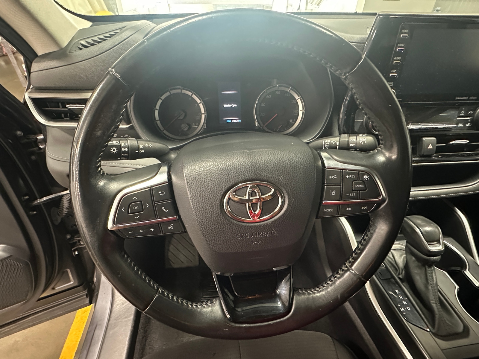 Thumbnail: 2021 Toyota Highlander - 5