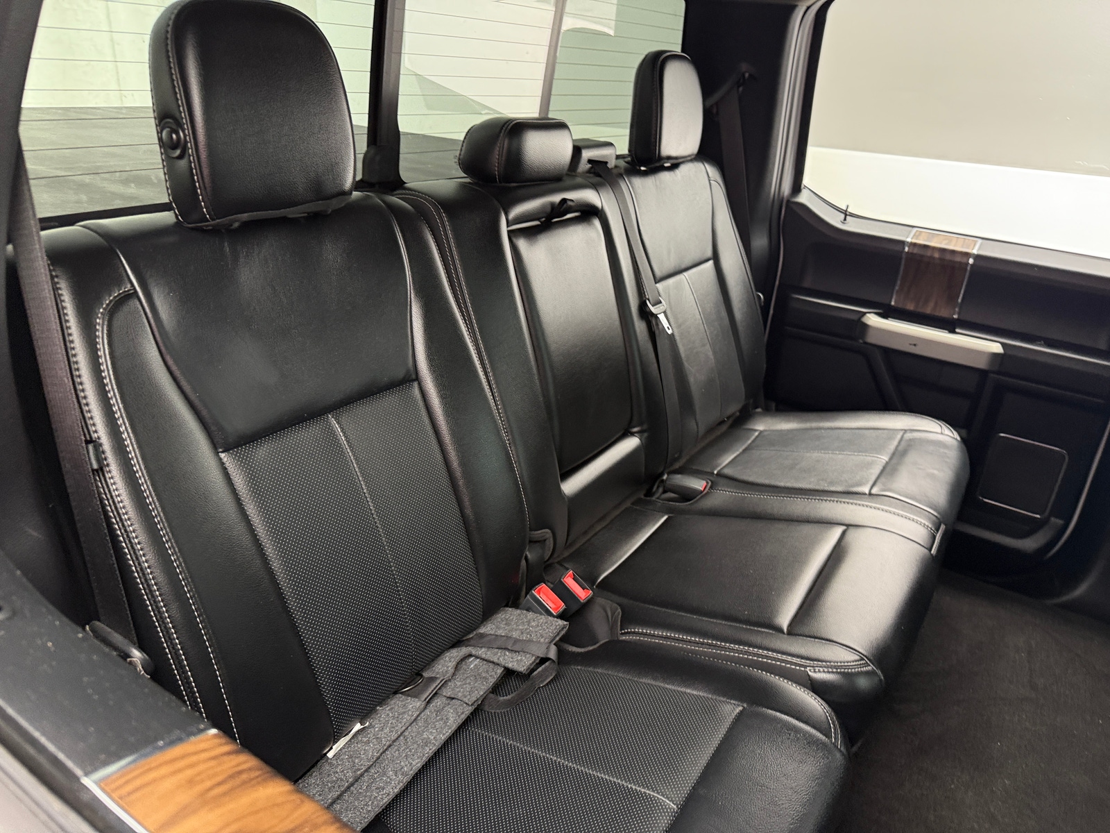Thumbnail: 2019 Ford Econoline - 6
