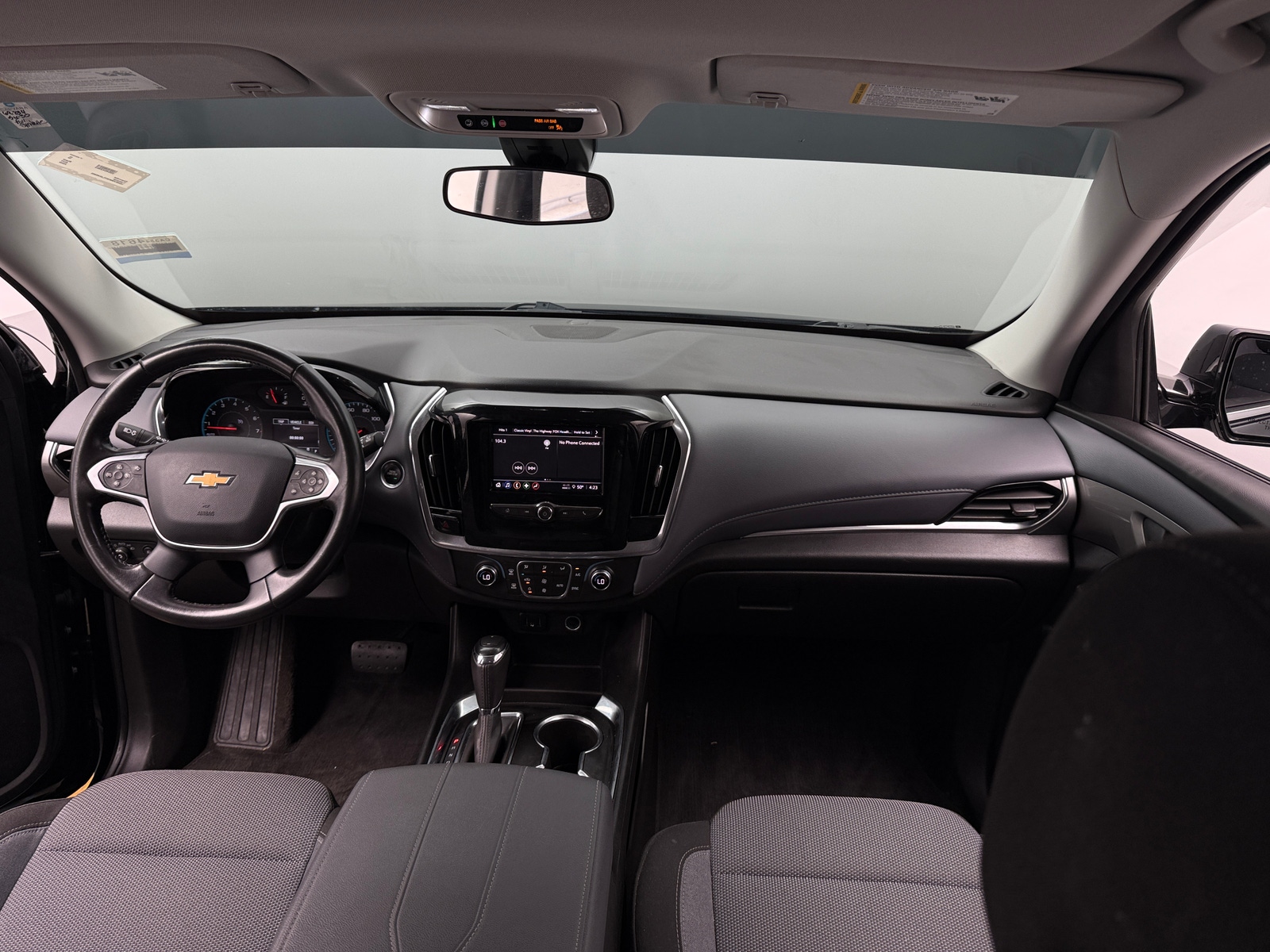 Thumbnail: 2020 Chevrolet Traverse - 3