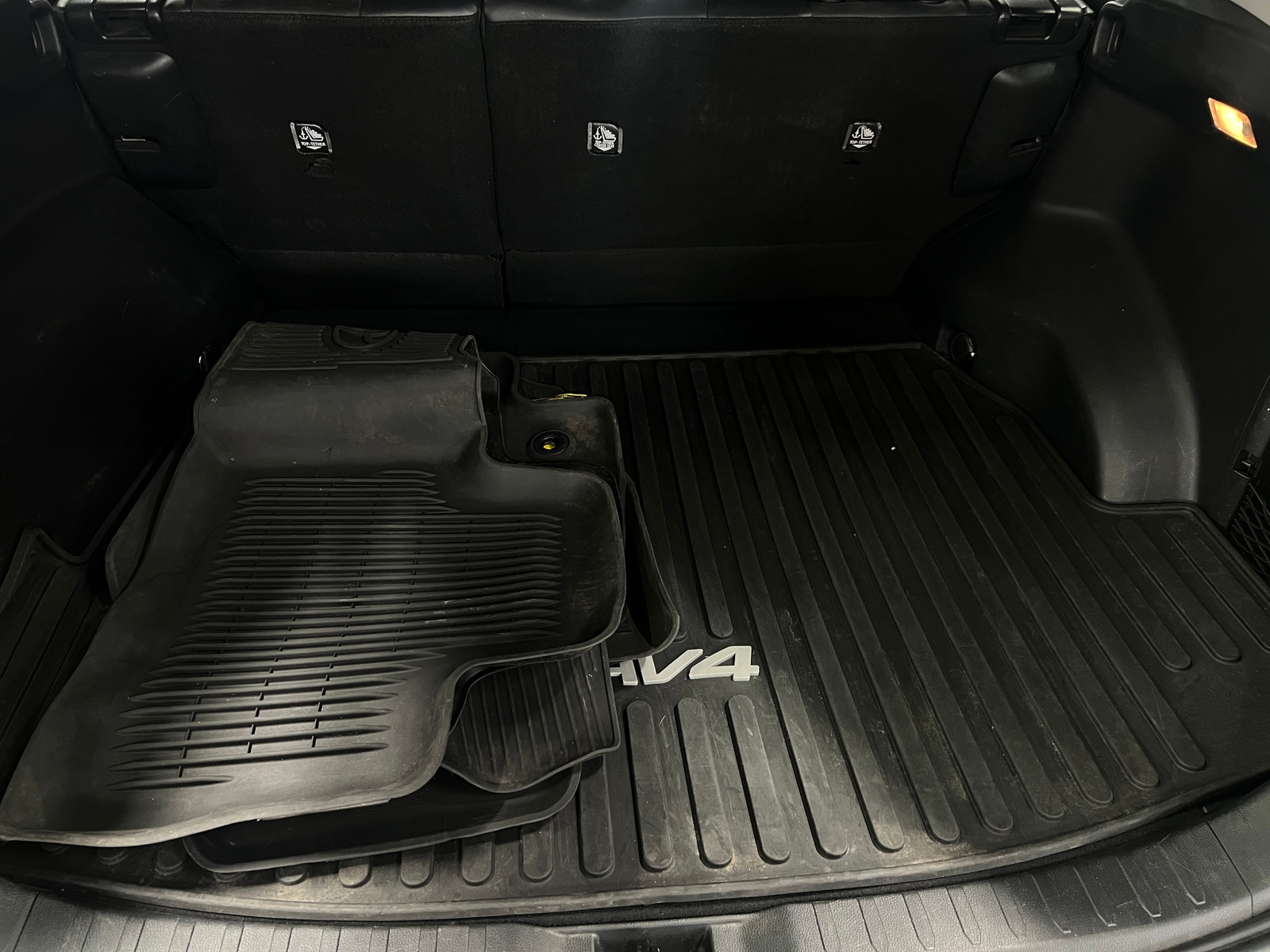 Thumbnail: 2021 Toyota RAV4 - 6