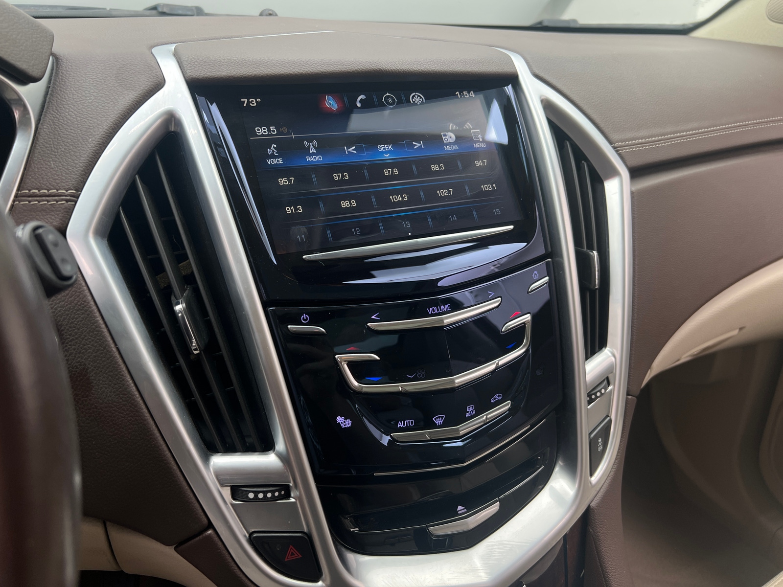 Thumbnail: 2016 Cadillac SRX - 3