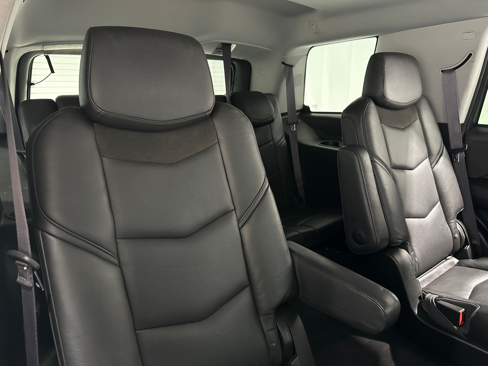 Thumbnail: 2017 Cadillac Escalade - 5