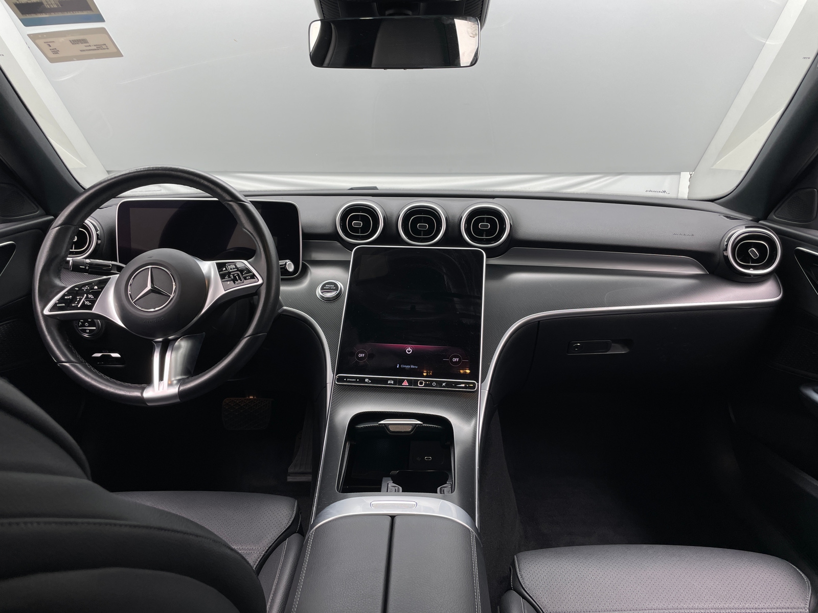 Thumbnail: 2024 Mercedes-Benz C-Class - 2