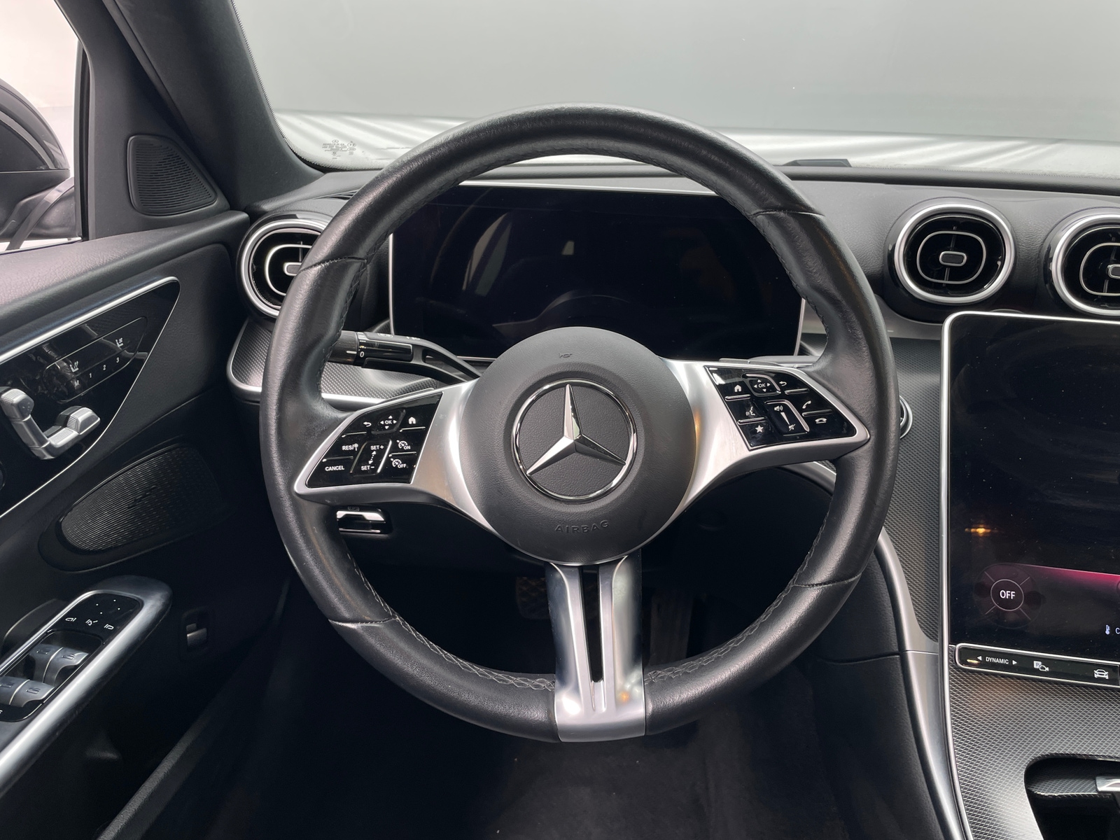 Thumbnail: 2024 Mercedes-Benz C-Class - 4