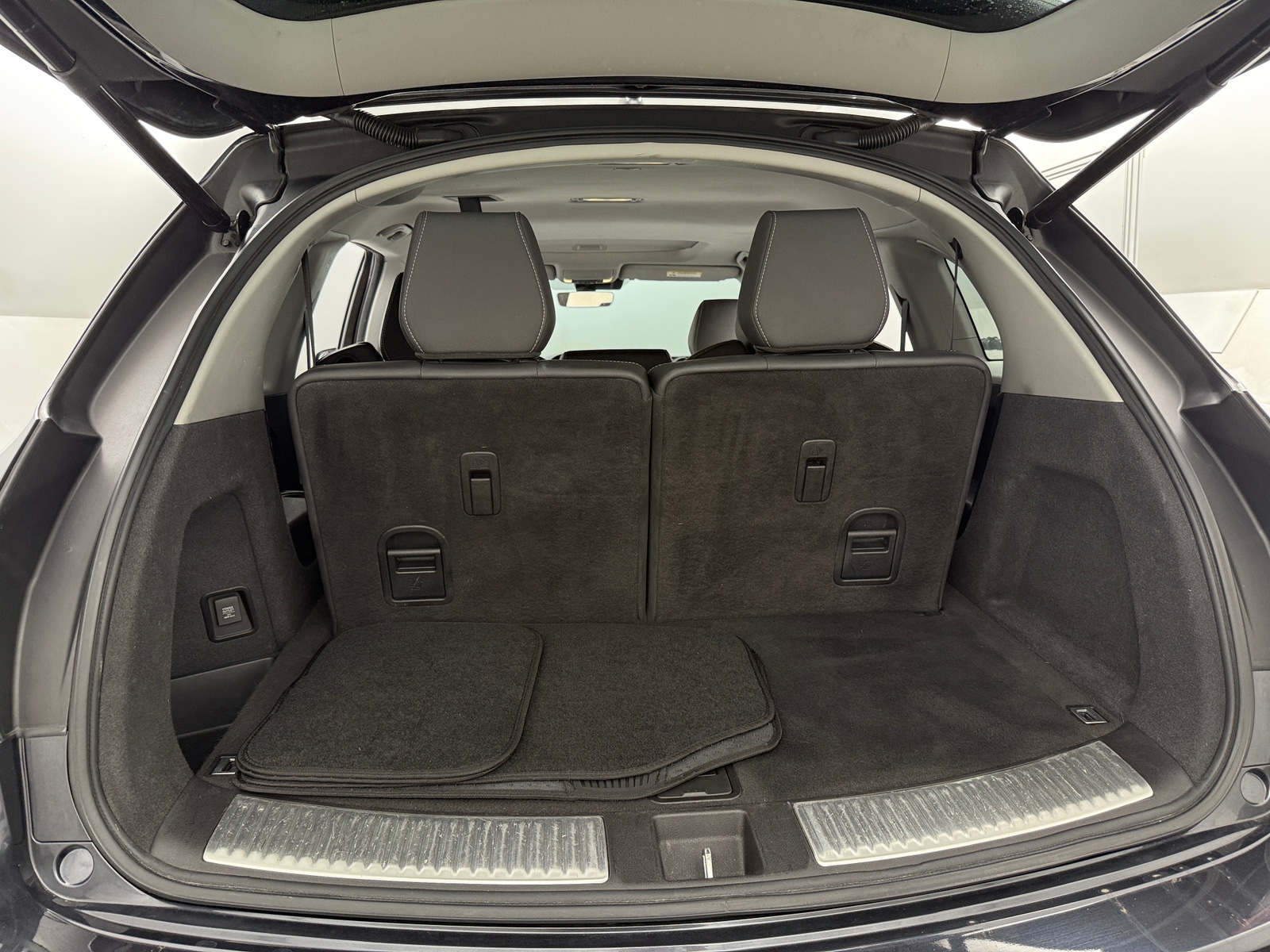 Thumbnail: 2019 Acura MDX - 6