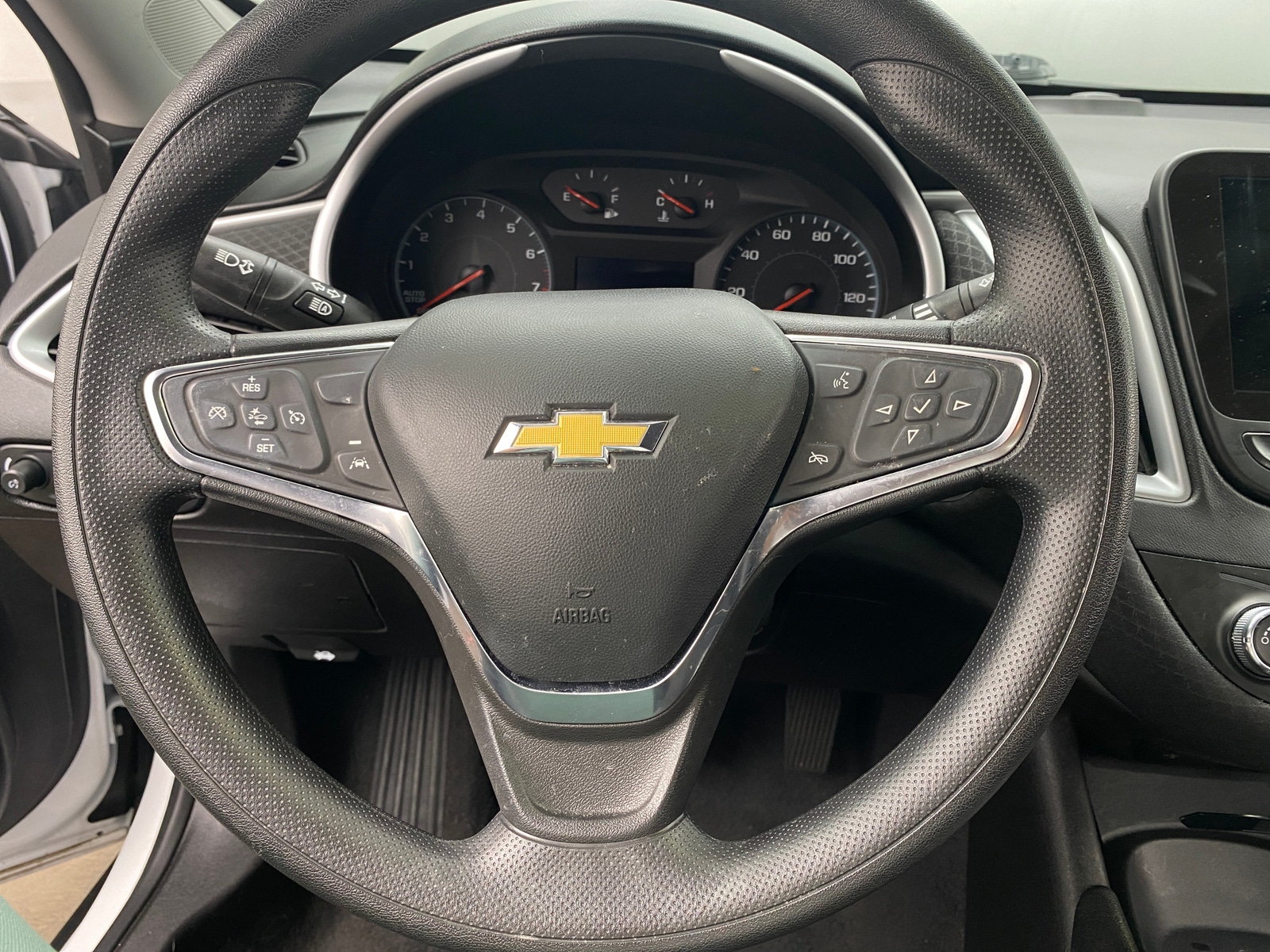 Thumbnail: 2024 Chevrolet Malibu - 5