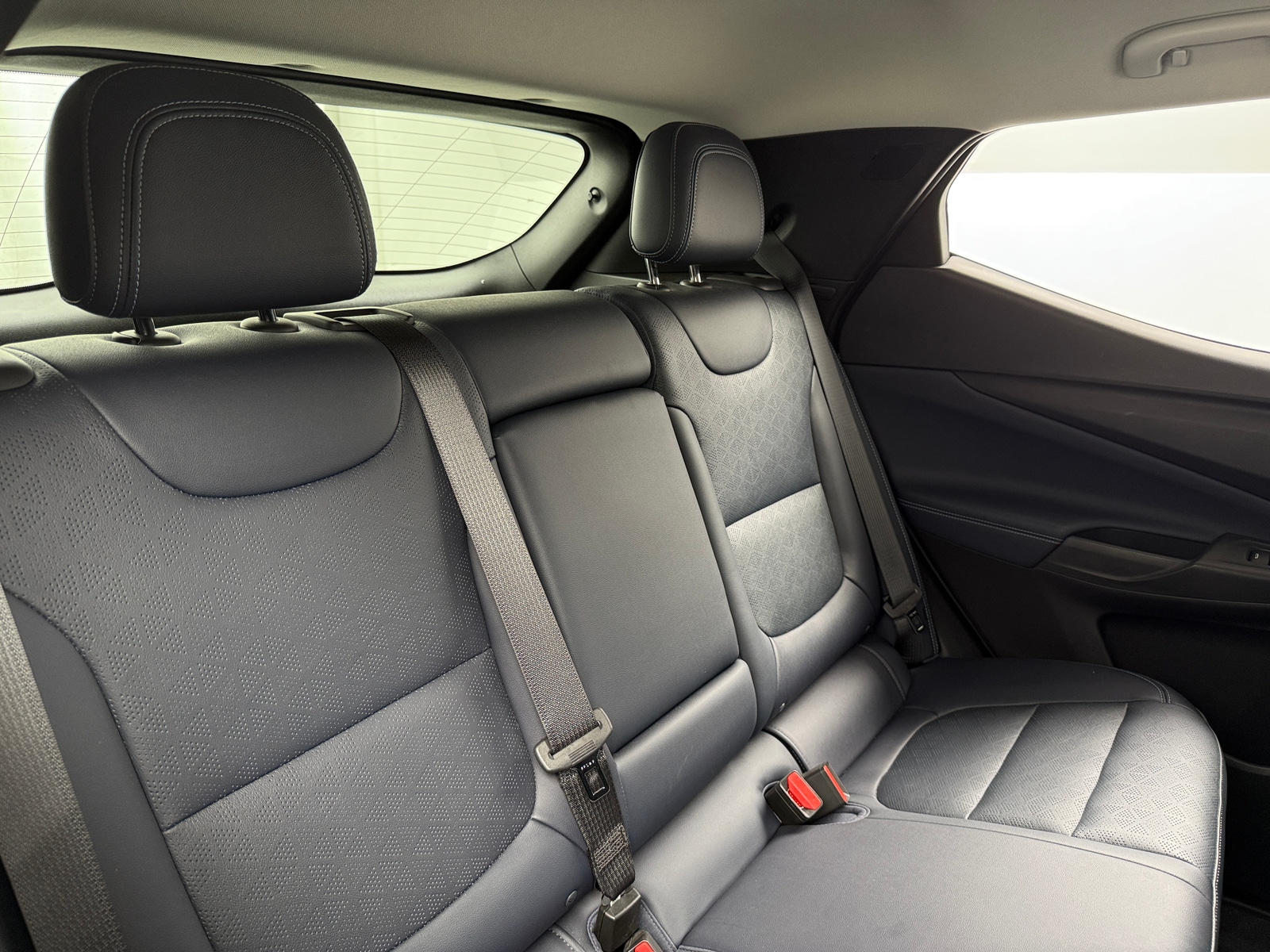 Thumbnail: 2022 Chevrolet Bolt EUV - 5