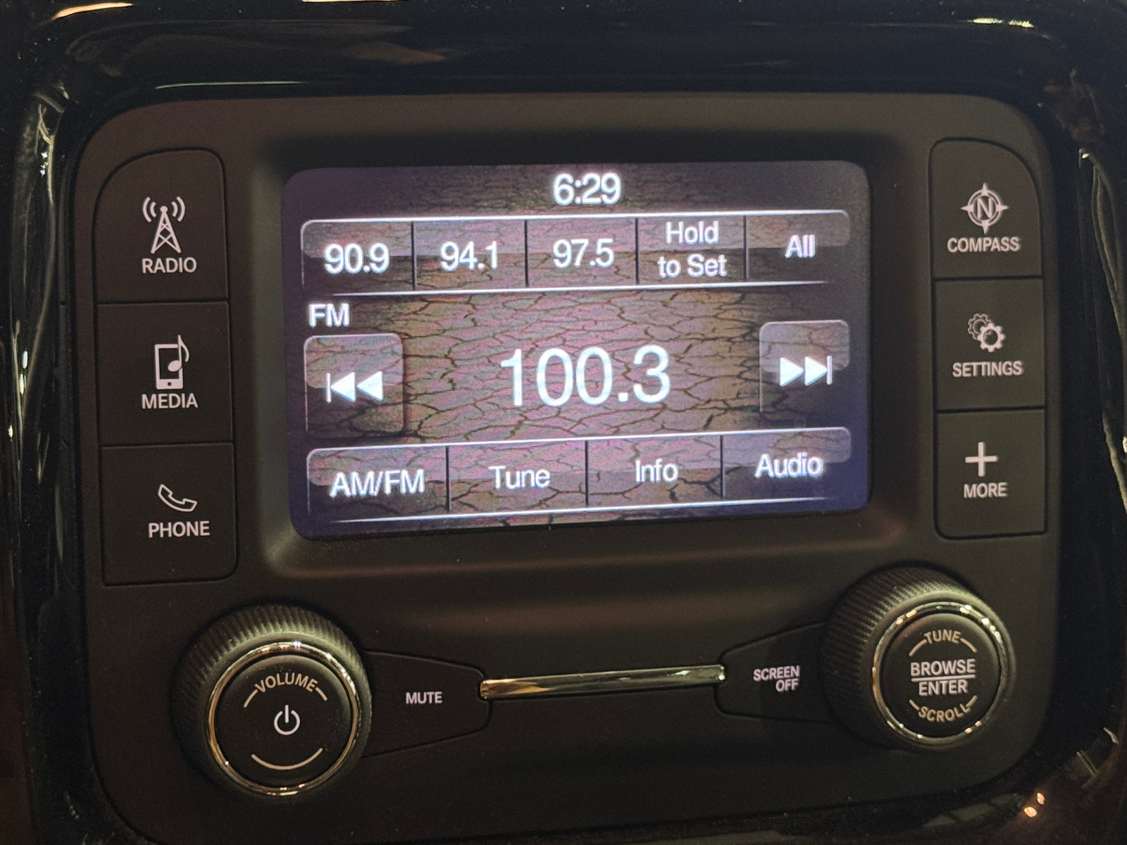 Thumbnail: 2018 Jeep Compass - 4
