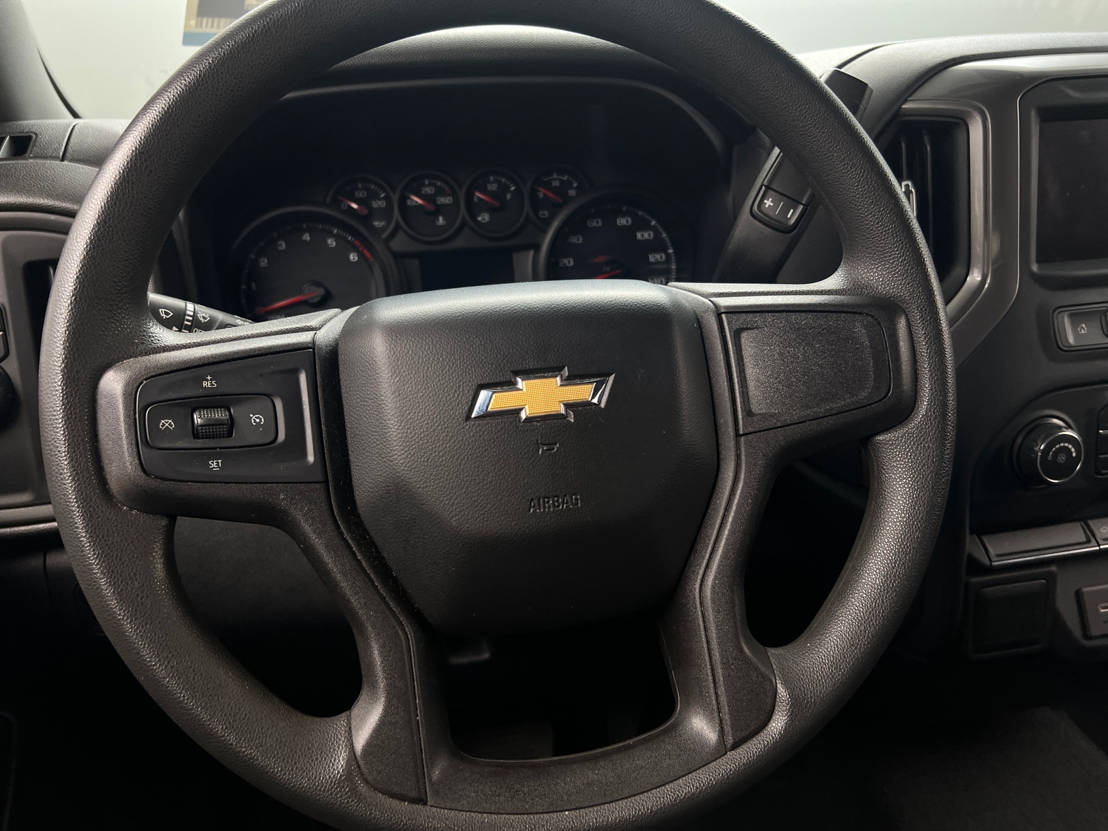 Thumbnail: 2021 Chevrolet Silverado 1500 - 5