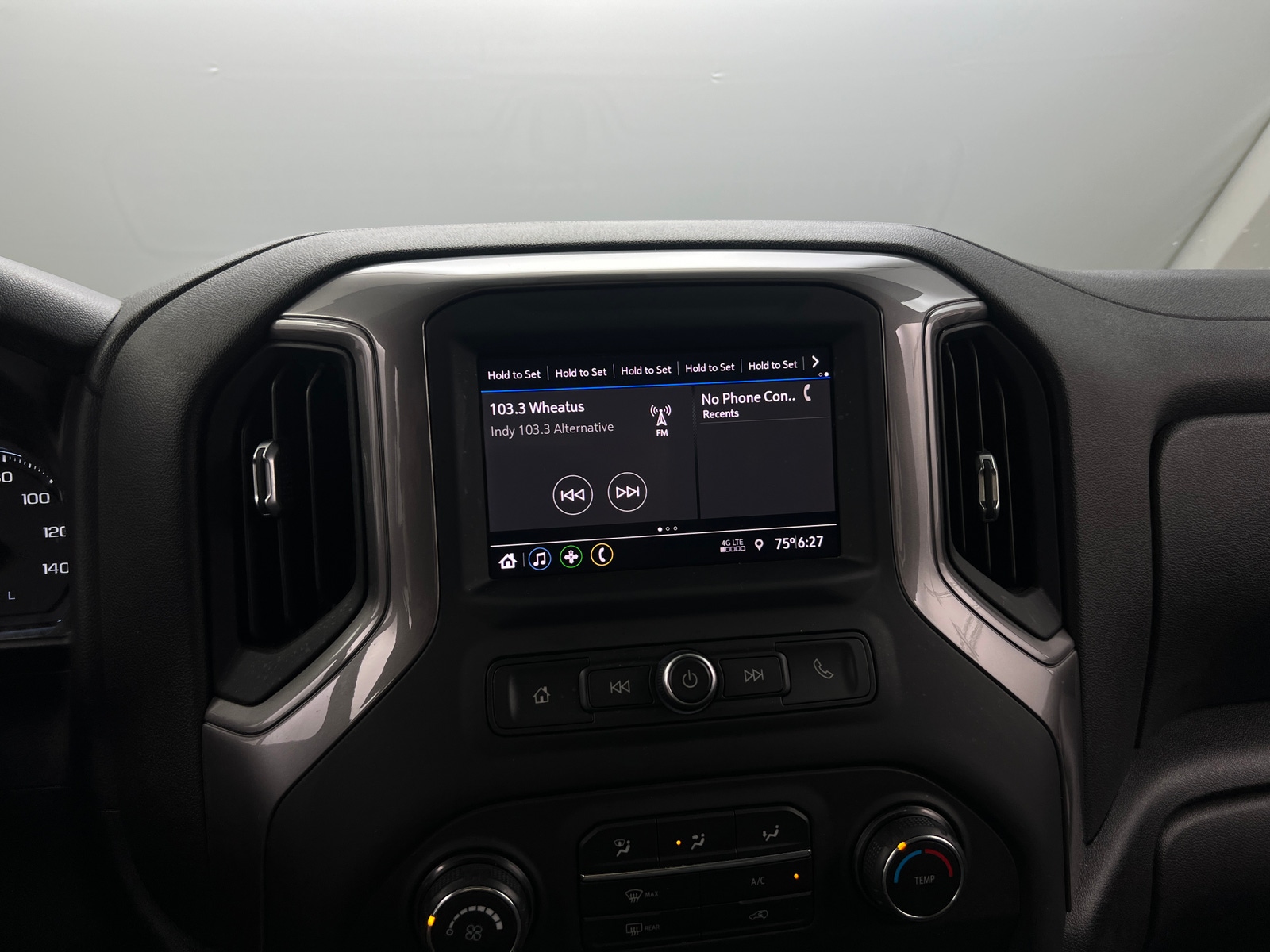 Thumbnail: 2021 Chevrolet Silverado 1500 - 4