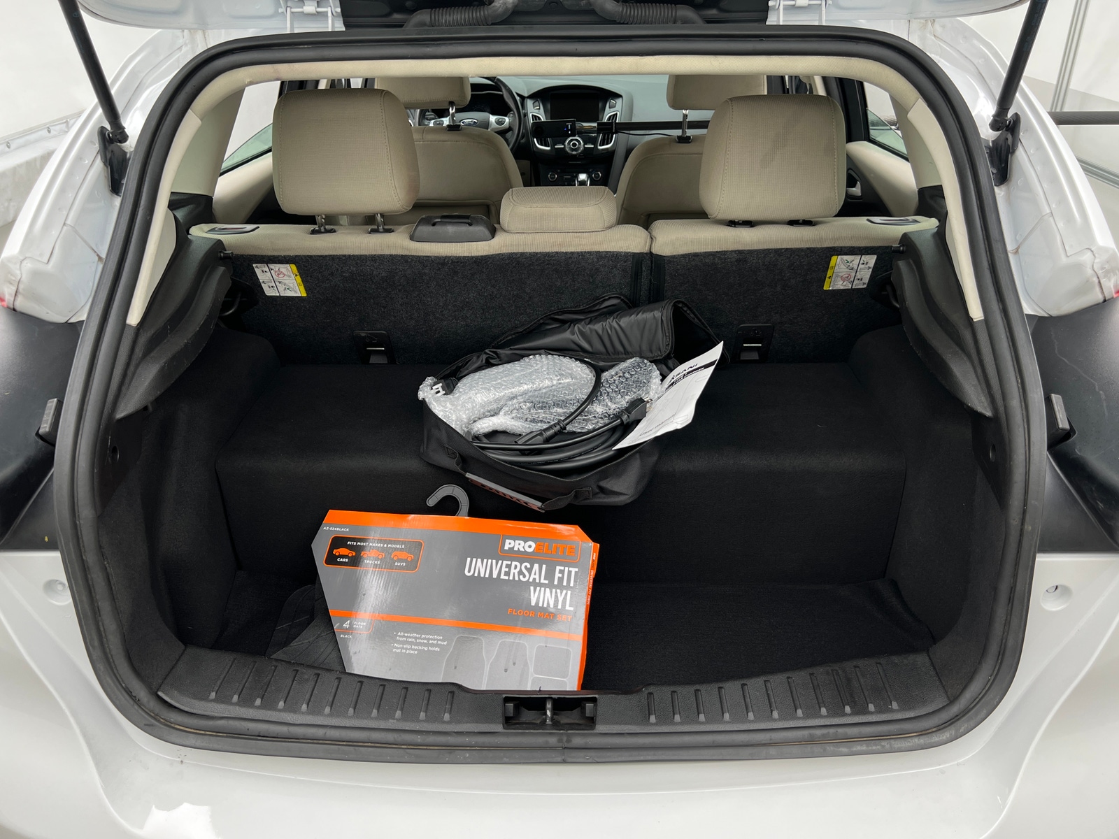 Thumbnail: 2015 Ford Focus - 7