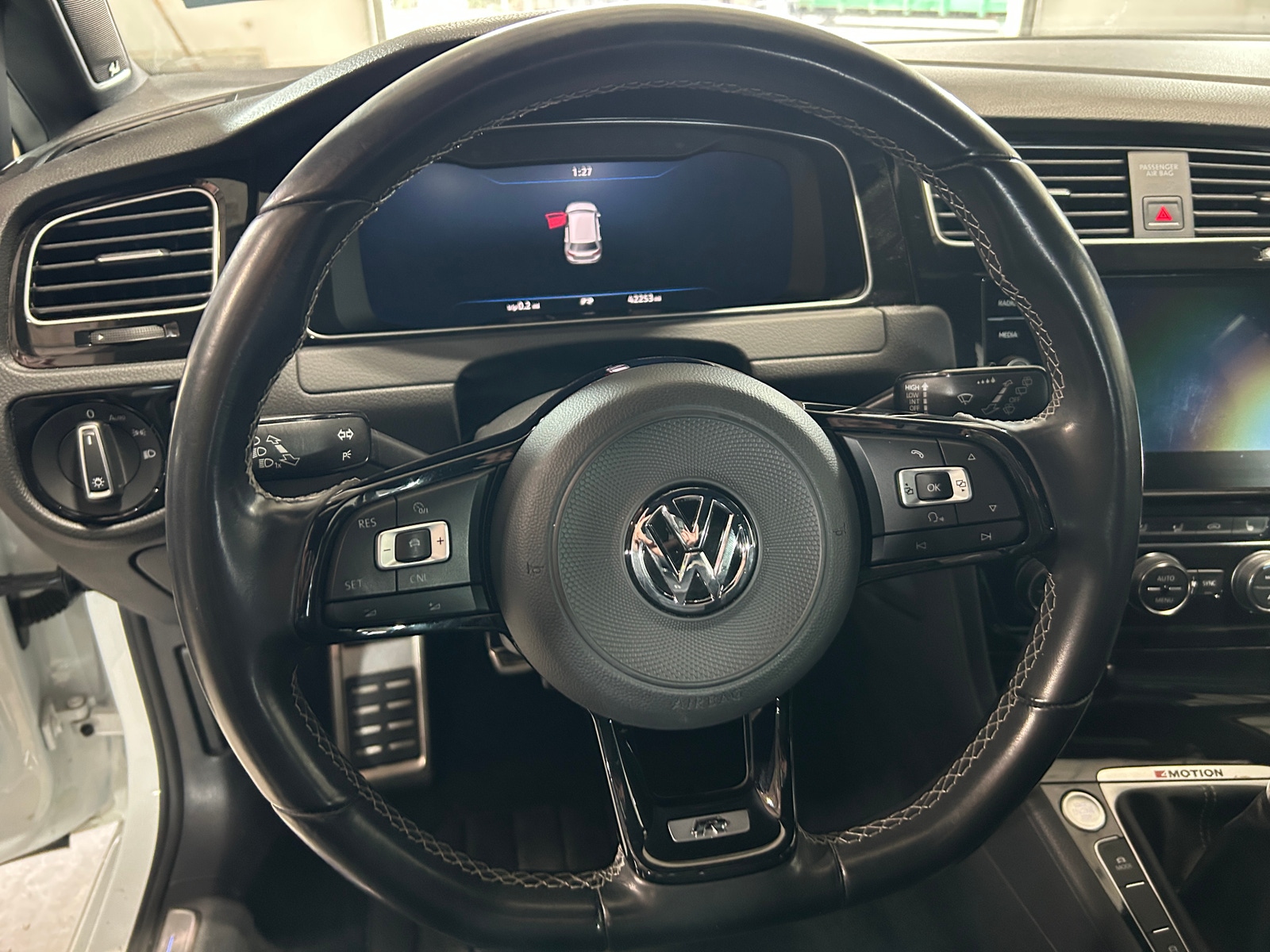 Thumbnail: 2018 Volkswagen Golf - 4