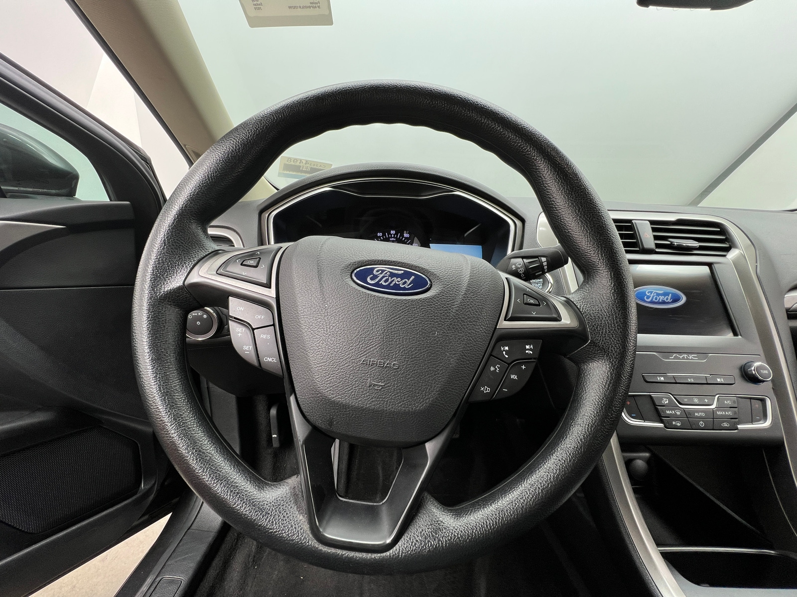 Thumbnail: 2020 Ford Fusion - 5