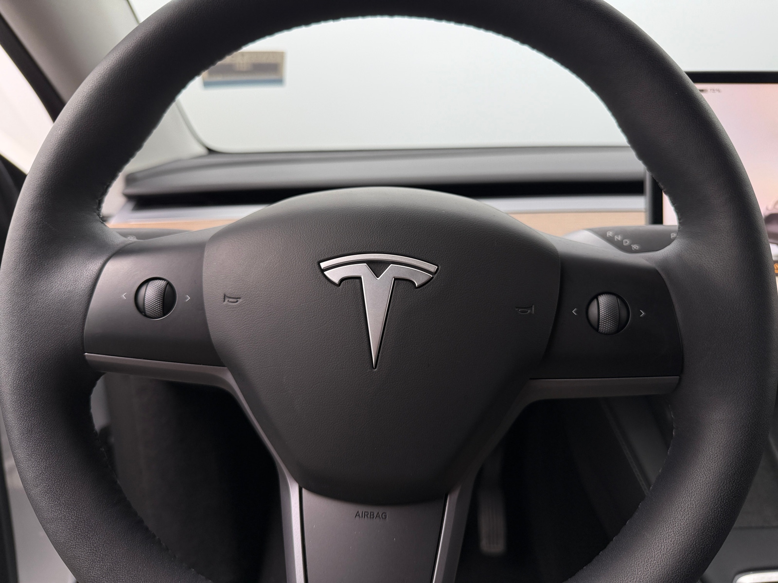 Thumbnail: 2023 Tesla Model Y - 4