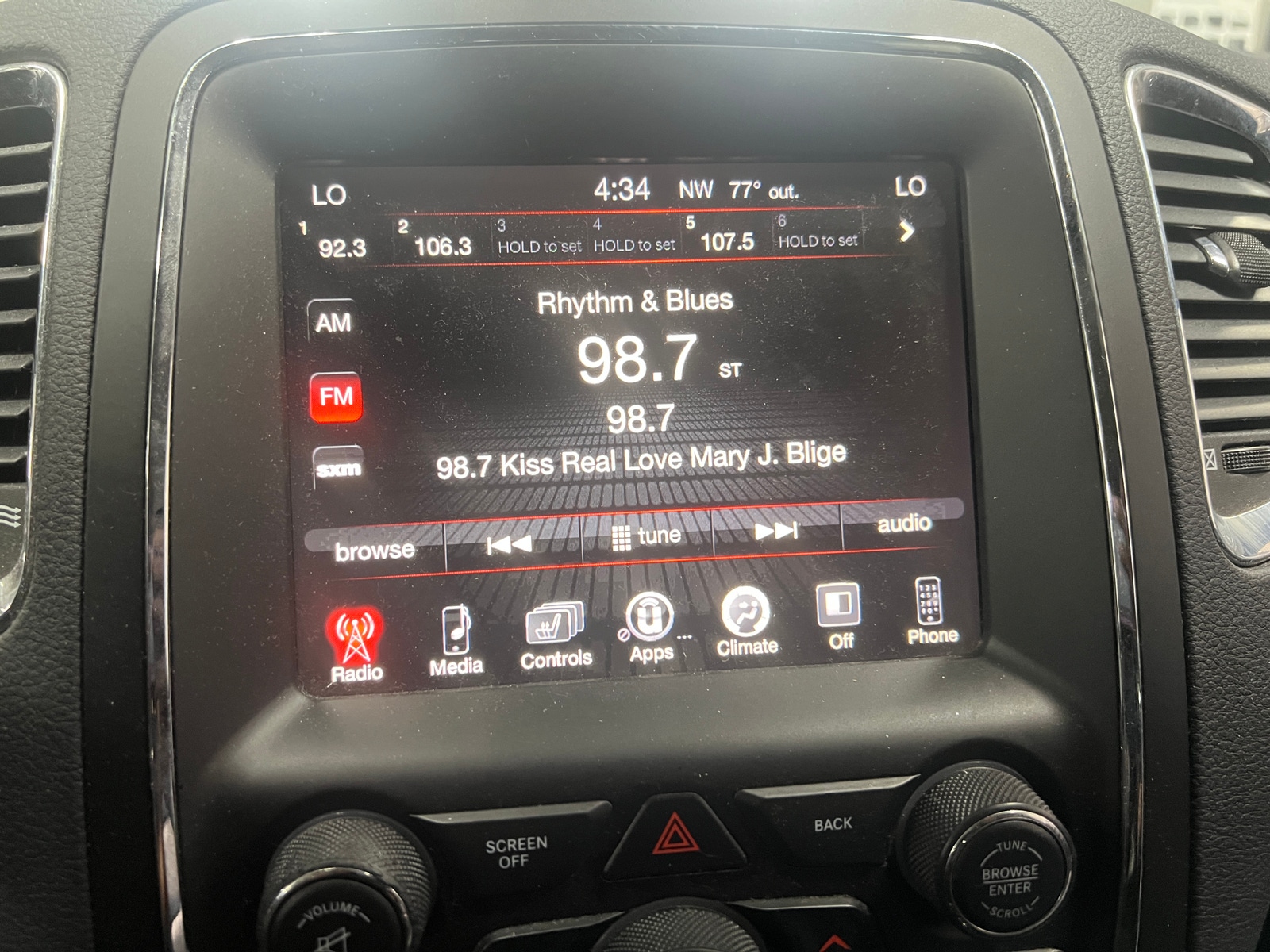 Thumbnail: 2015 Dodge Durango - 3